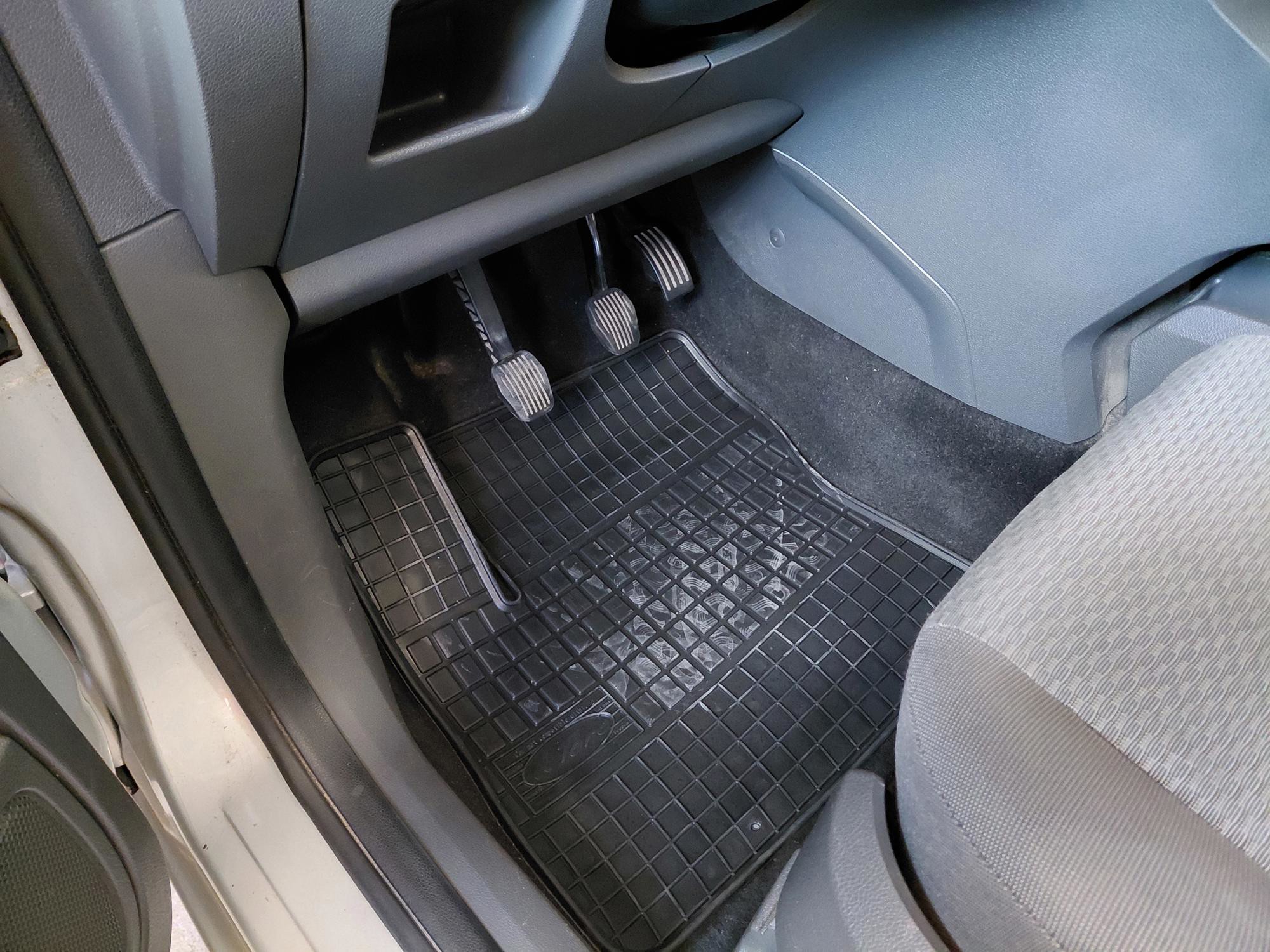 Ford C-MAX 1.6 tdci 66 kw, fotografija 19