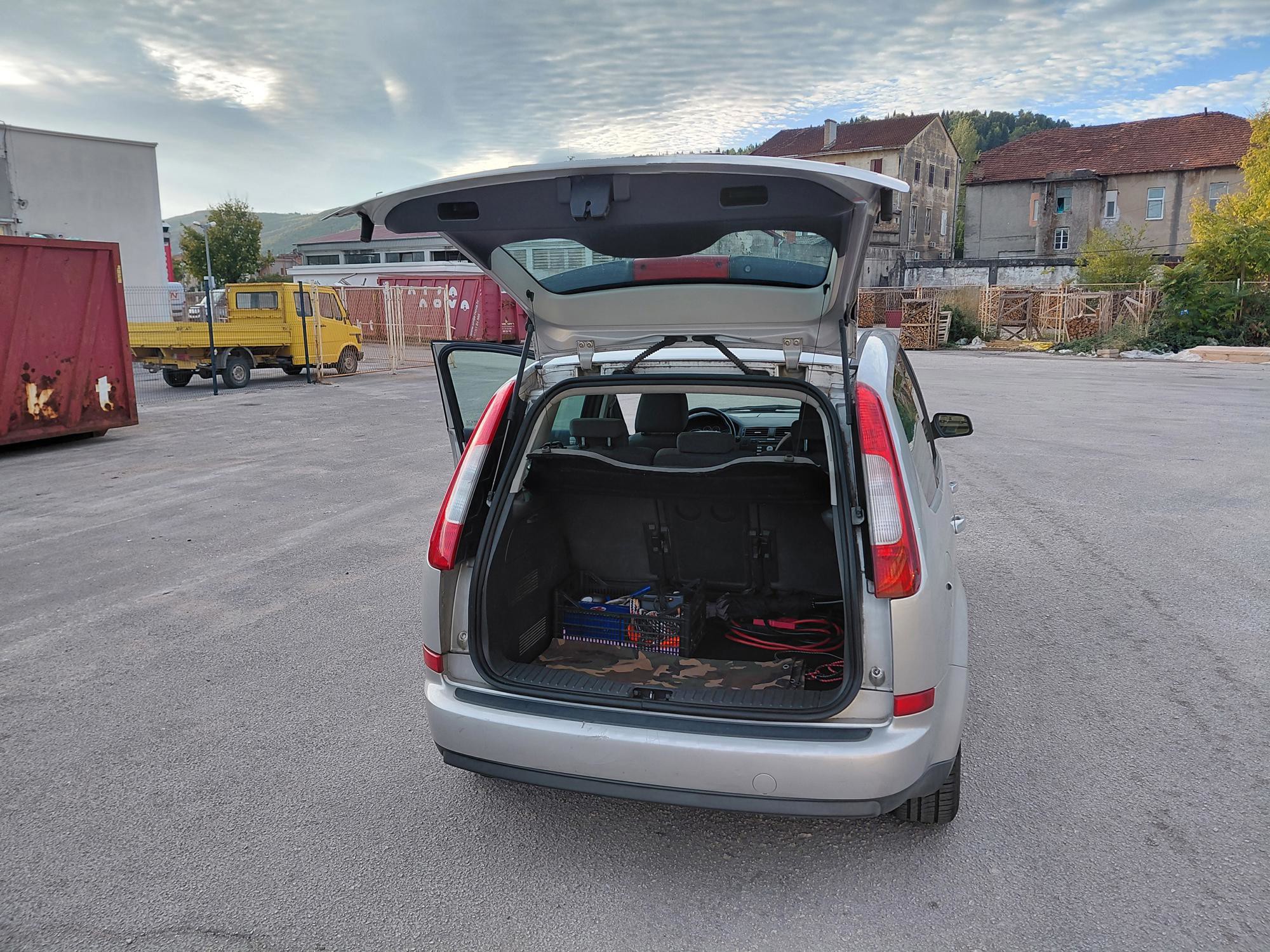 Ford C-MAX 1.6 tdci 66 kw, fotografija 9