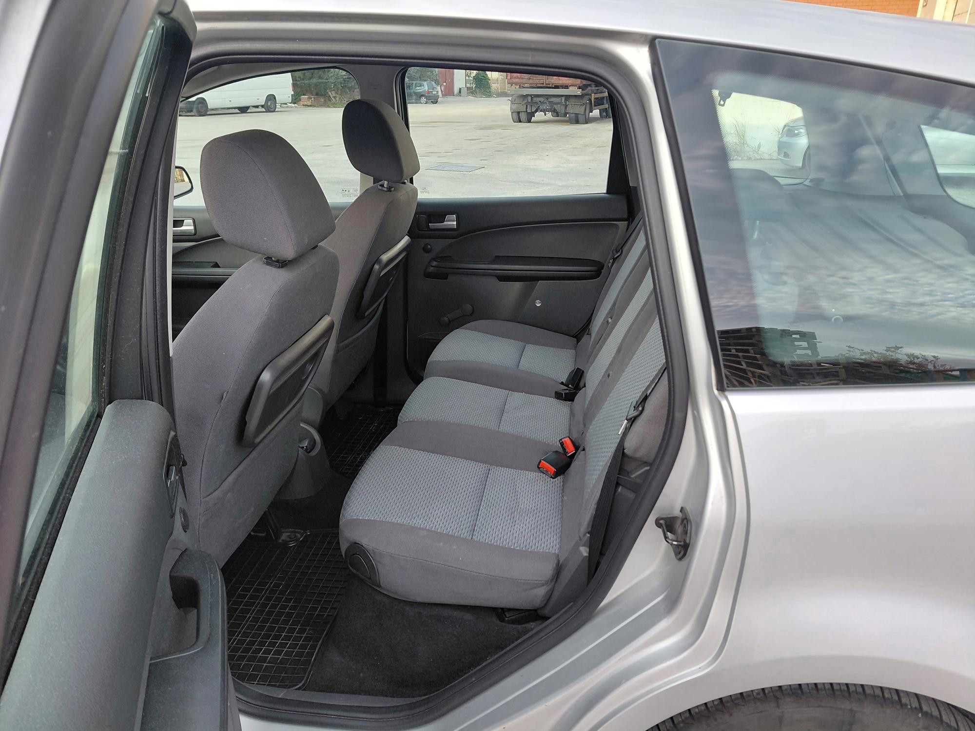 Ford C-MAX 1.6 tdci 66 kw, fotografija 17