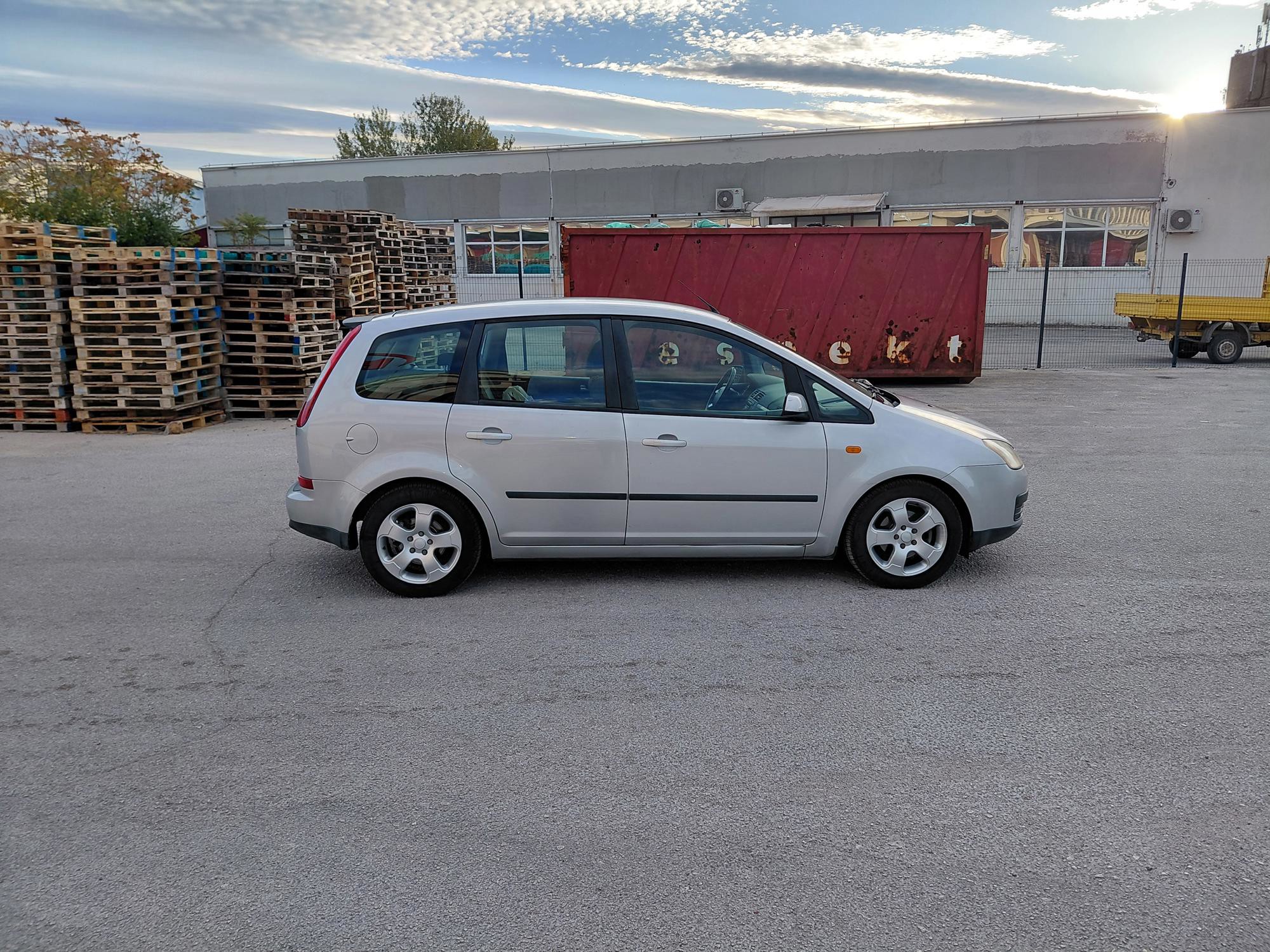 Ford C-MAX 1.6 tdci 66 kw, fotografija 4