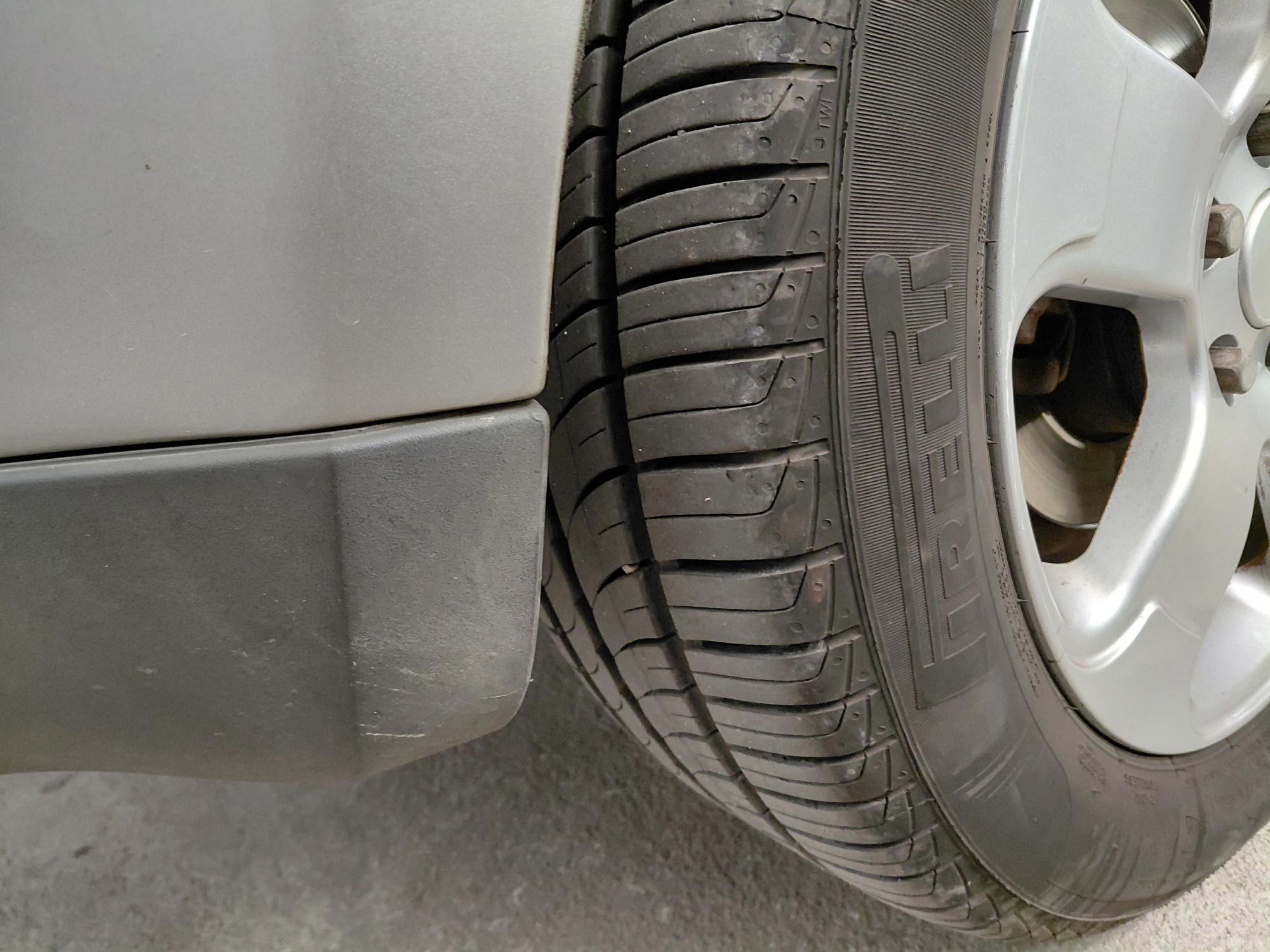 Ford C-MAX 1.6 tdci 66 kw, fotografija 20