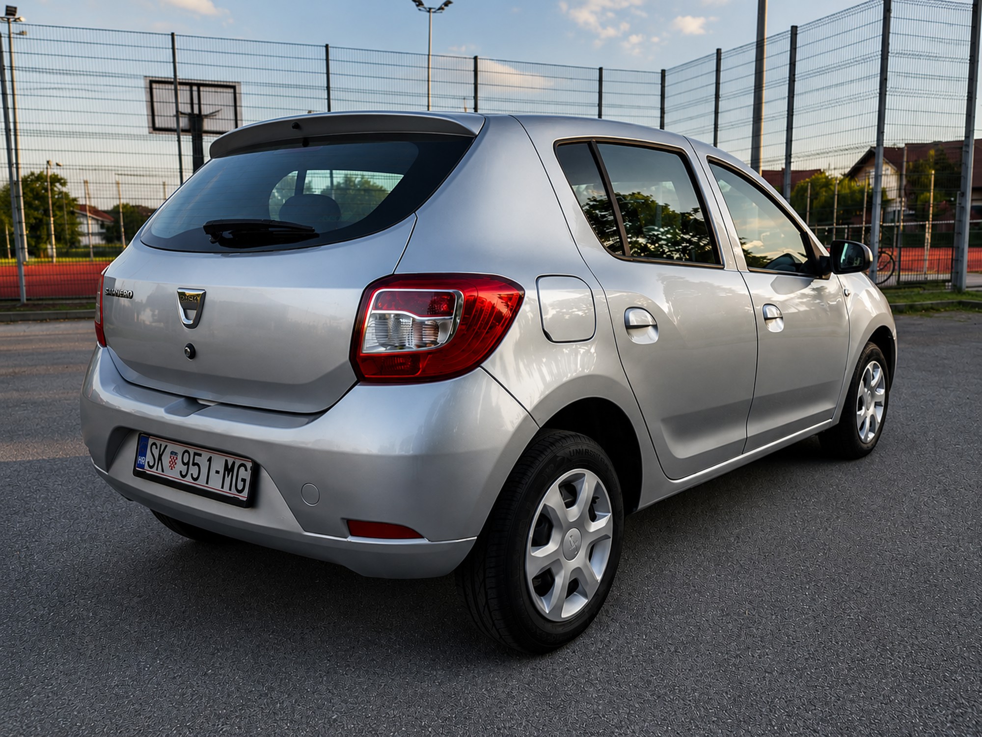 Dacia Sandero 1.5 dCi – 2014. – REGISTRIRAN GODINU DANA, fotografija 3
