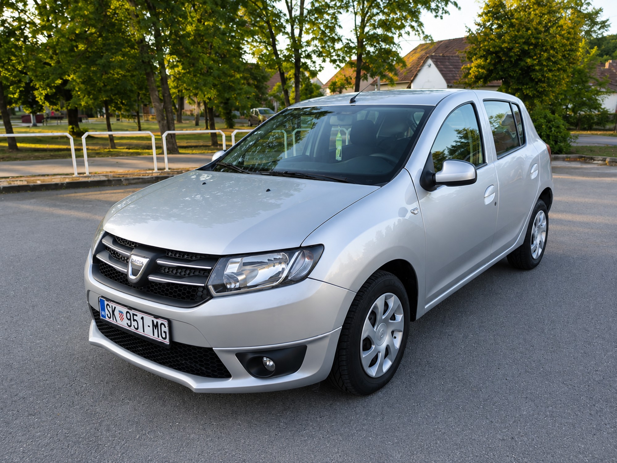 Dacia Sandero 1.5 dCi – 2014. – REGISTRIRAN GODINU DANA, fotografija 2