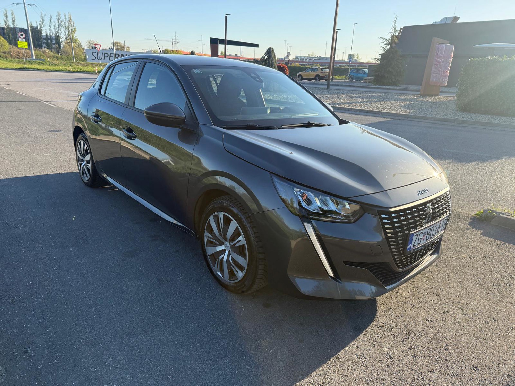2021 Pegeot 208 pure tech 1,2, fotografija 3