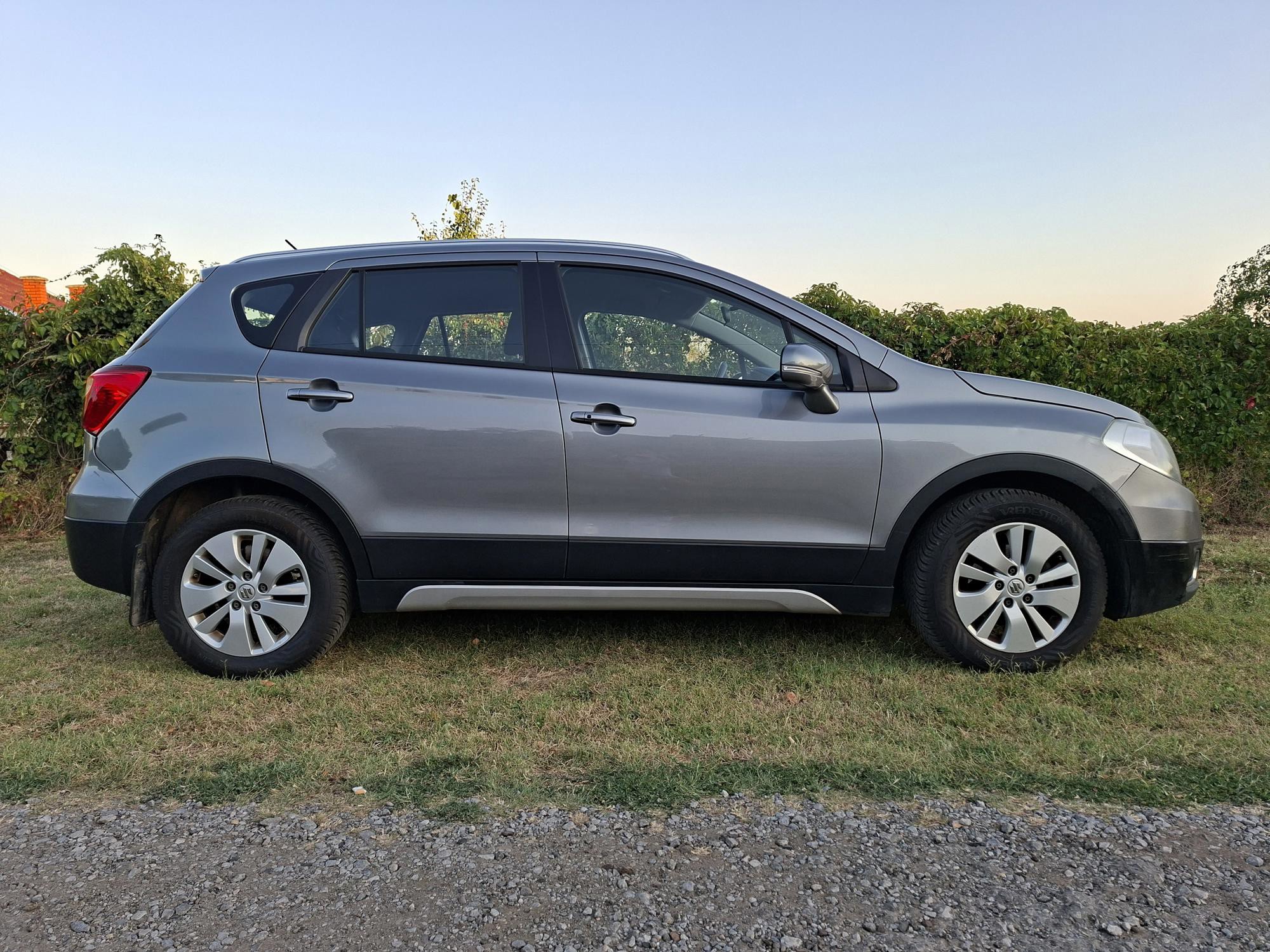 Suzuki SX4 S-Cross, Benzin, 44755 km, fotografija 3