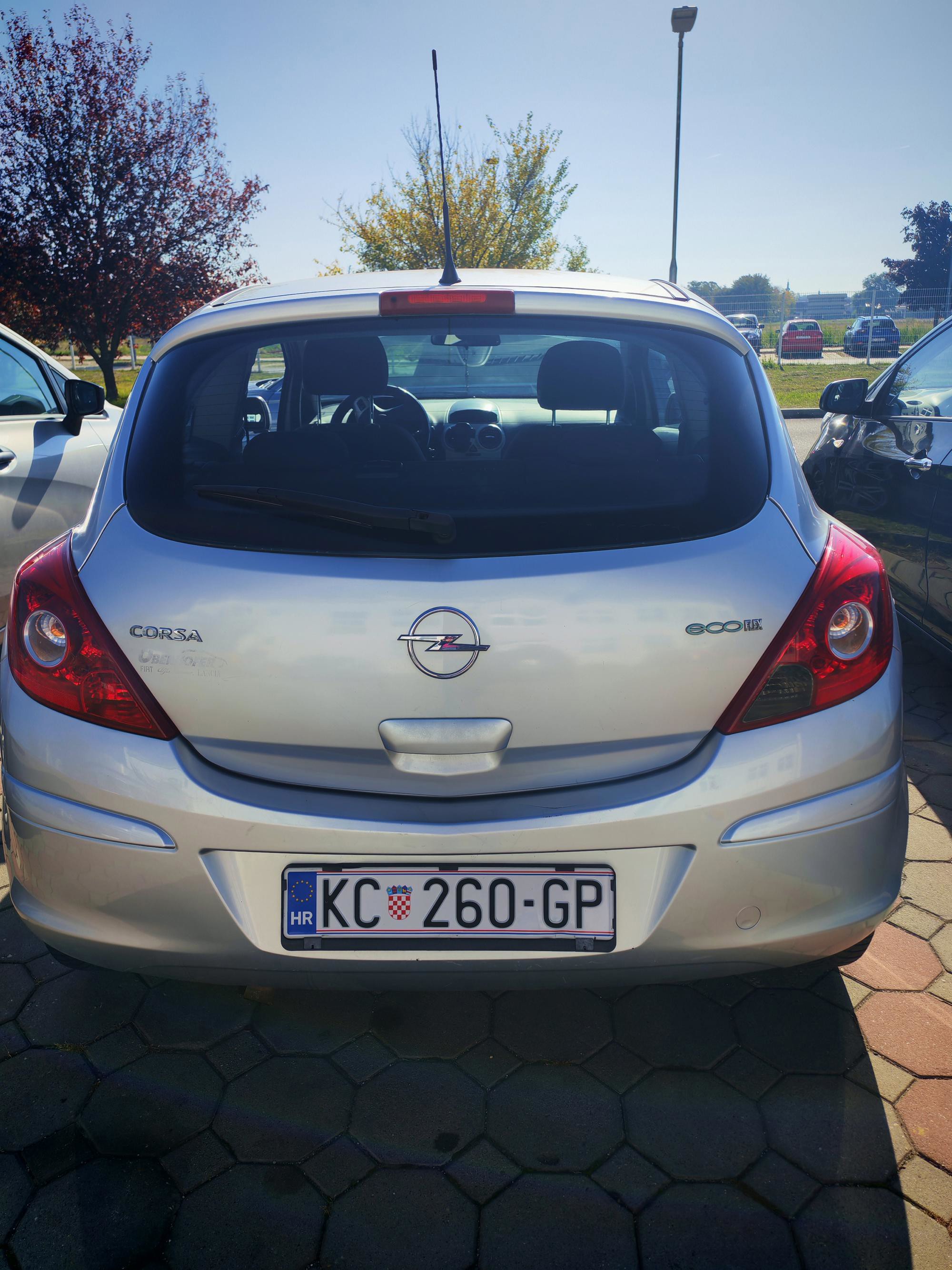 Opel Corsa 1.3 cdti, fotografija 14
