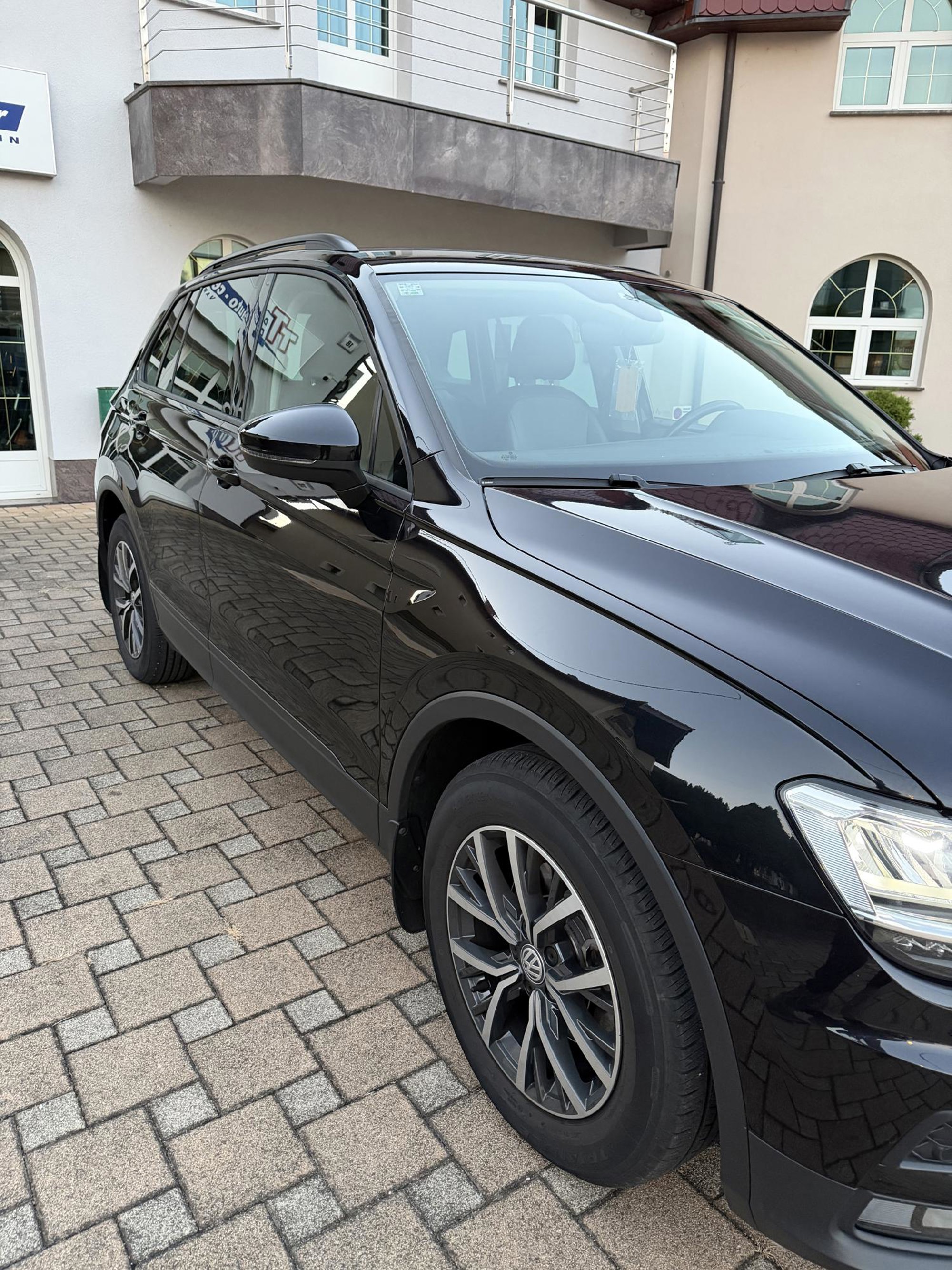 Volkswagen Tiguan 2.0 TDI – 2018. godište, fotografija 3