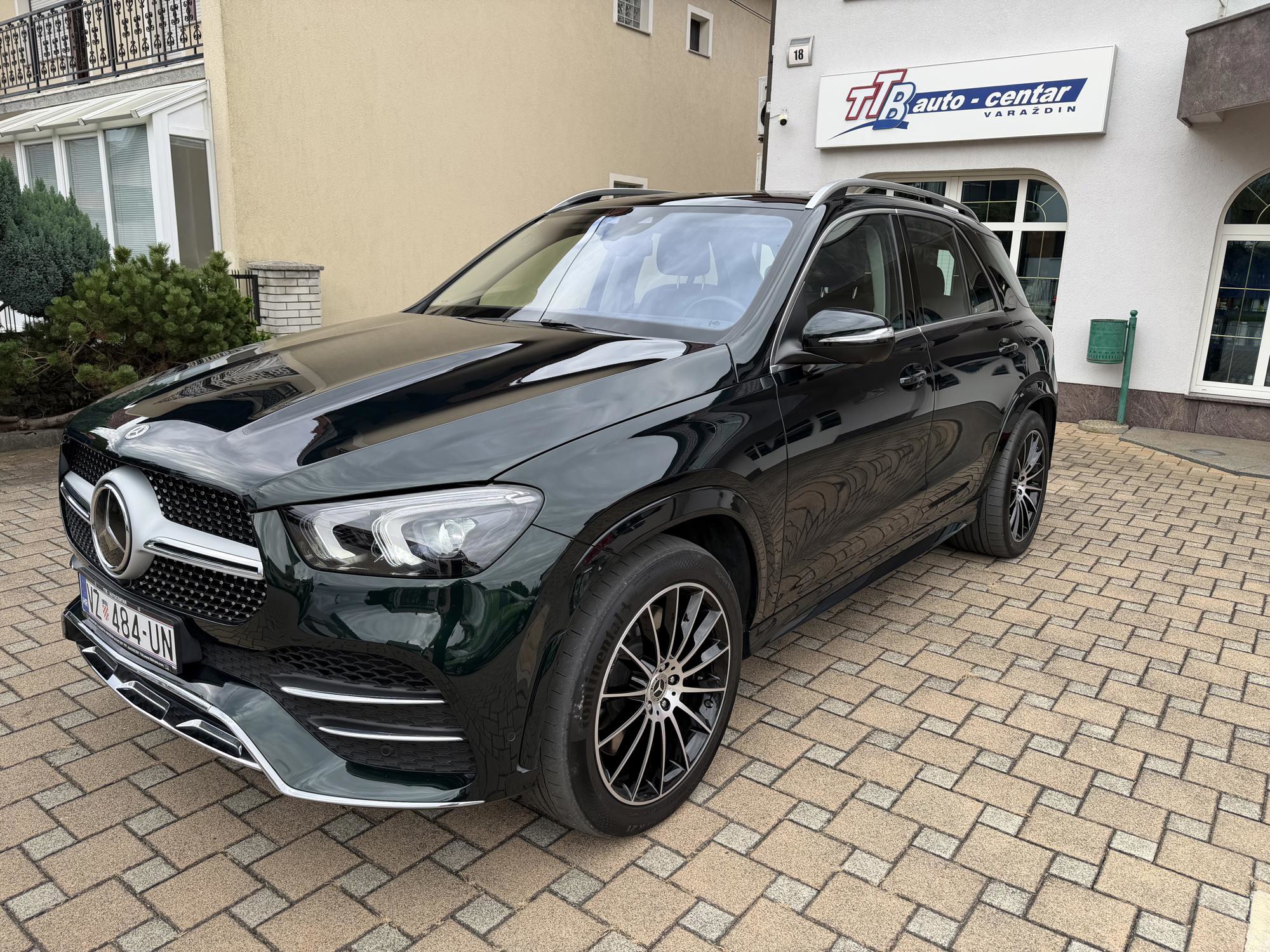 Mercedes-Benz GLE 350 de 4MATIC AMG Line | 2022. | 320 KS | FULL OPREMA | Plug-in HYBRID, fotografija 4