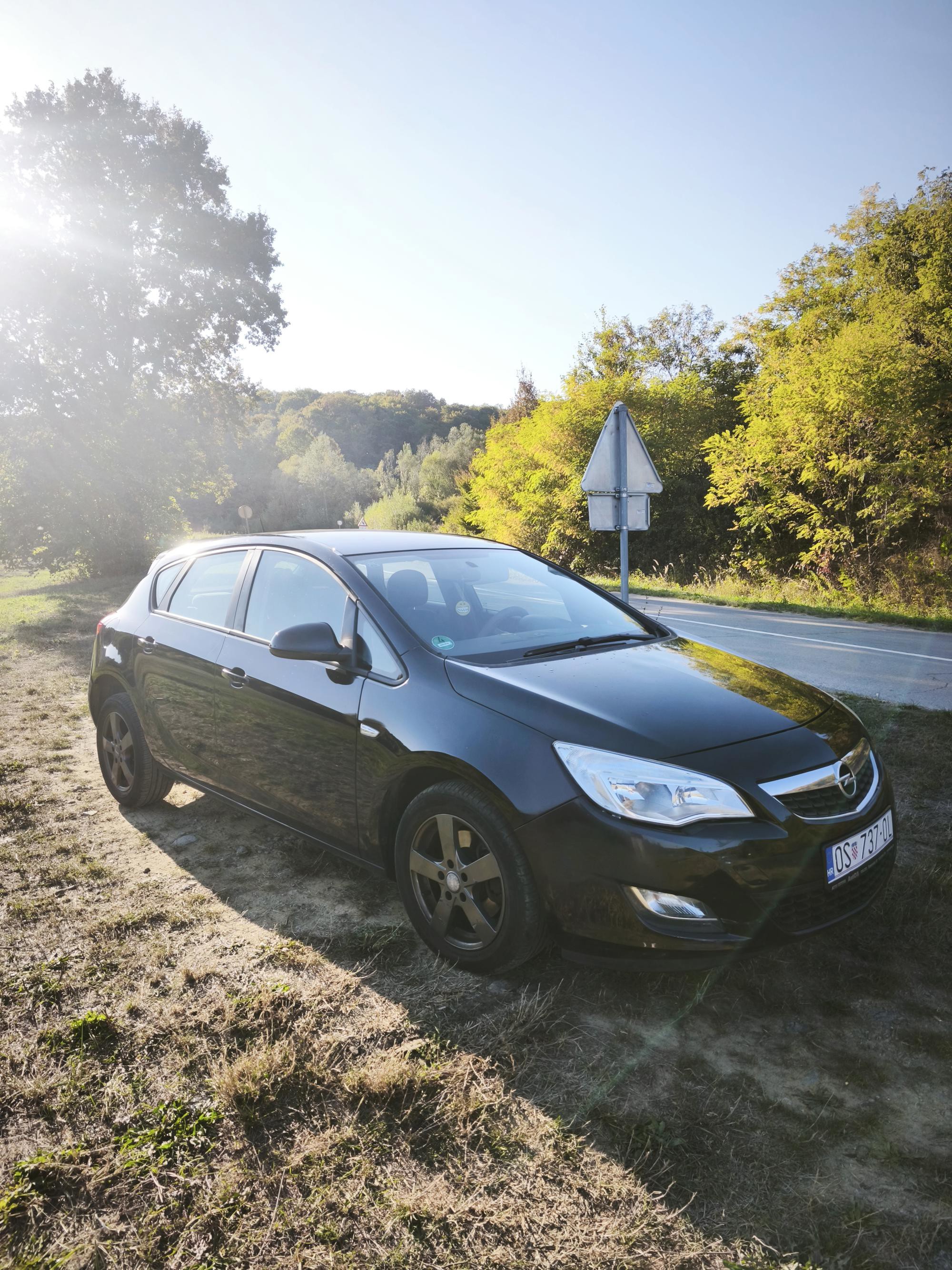 Opel Astra J 1.7 CDTI – Reg. 9/27, fotografija 3