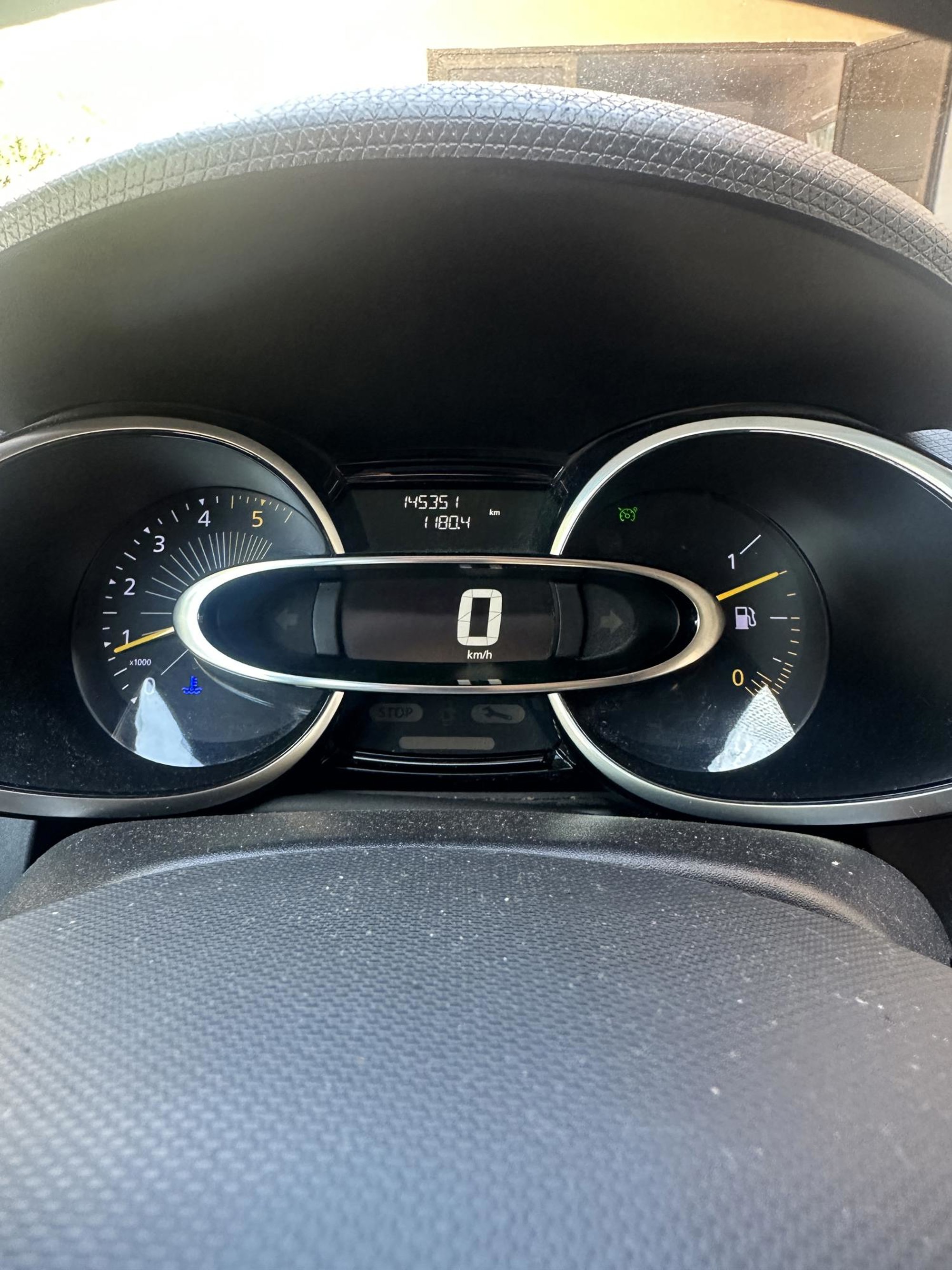 P: Renault Clio 1.5 dci 66kw/90ks 2015, fotografija 2