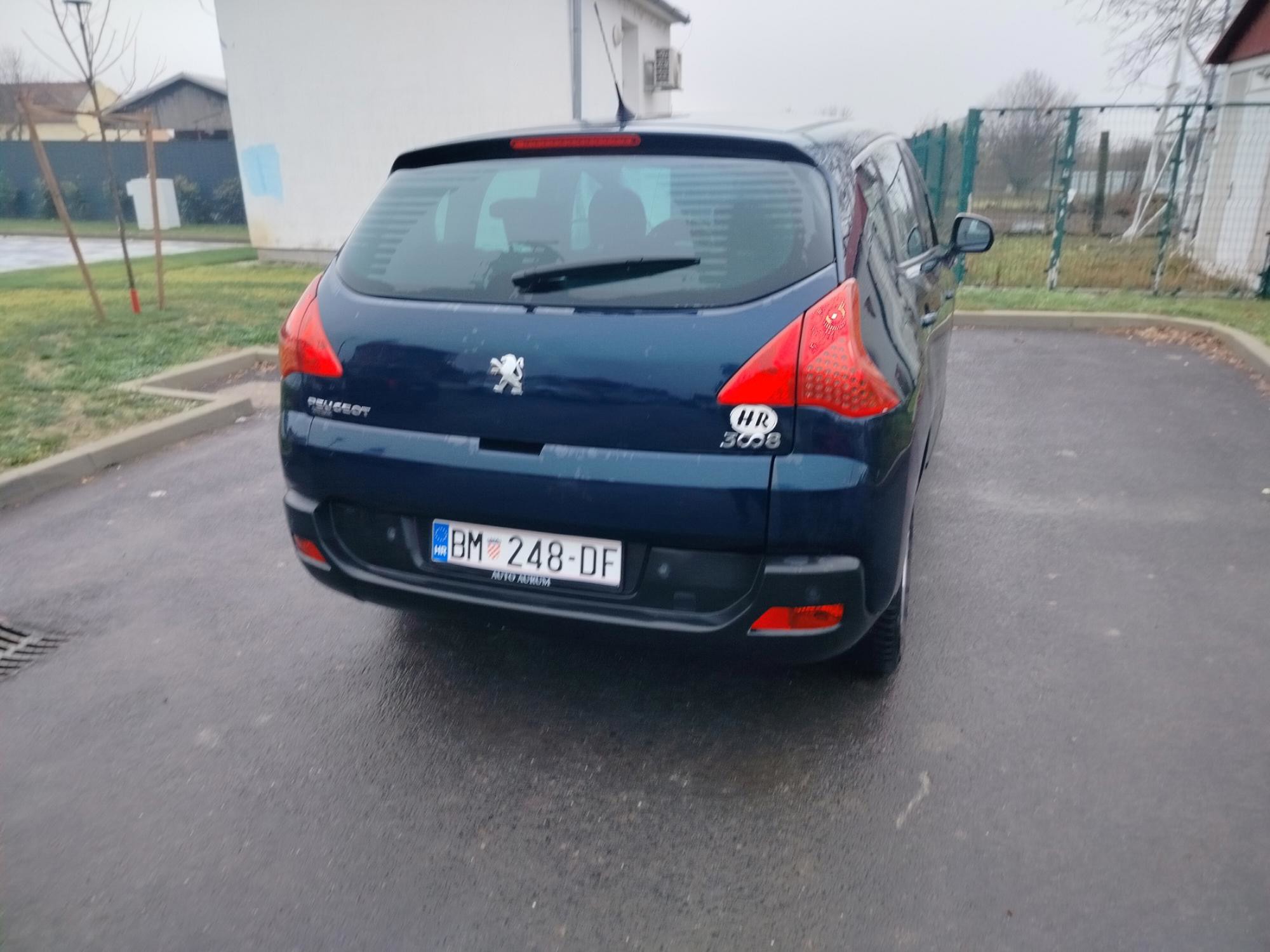 Peugot 3008 2.0 HDI reg. godinu dana, fotografija 4