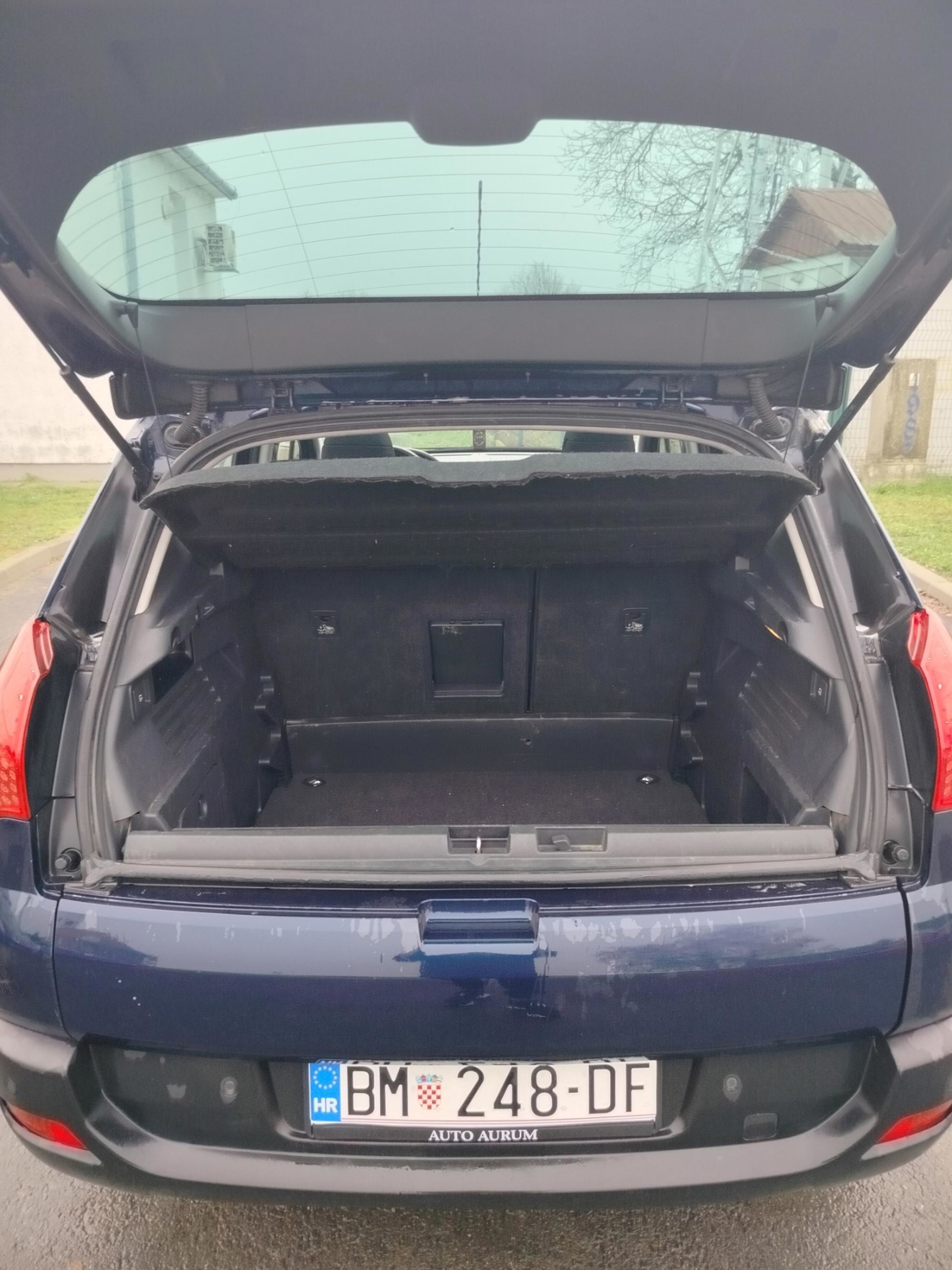 Peugot 3008 2.0 HDI reg. godinu dana, fotografija 5