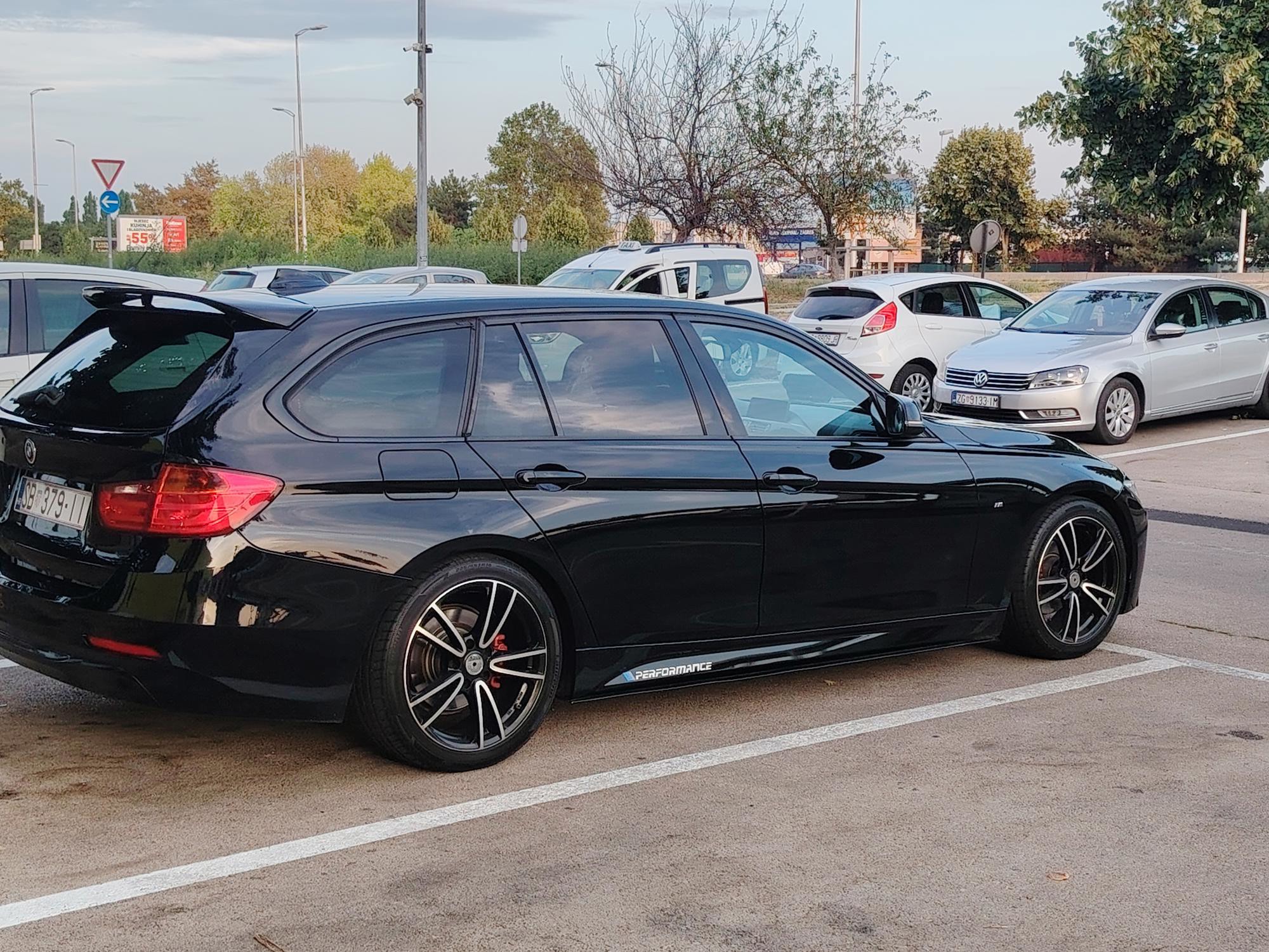 Bmw 318d, sport, odlican, pogled izvana - slika 1