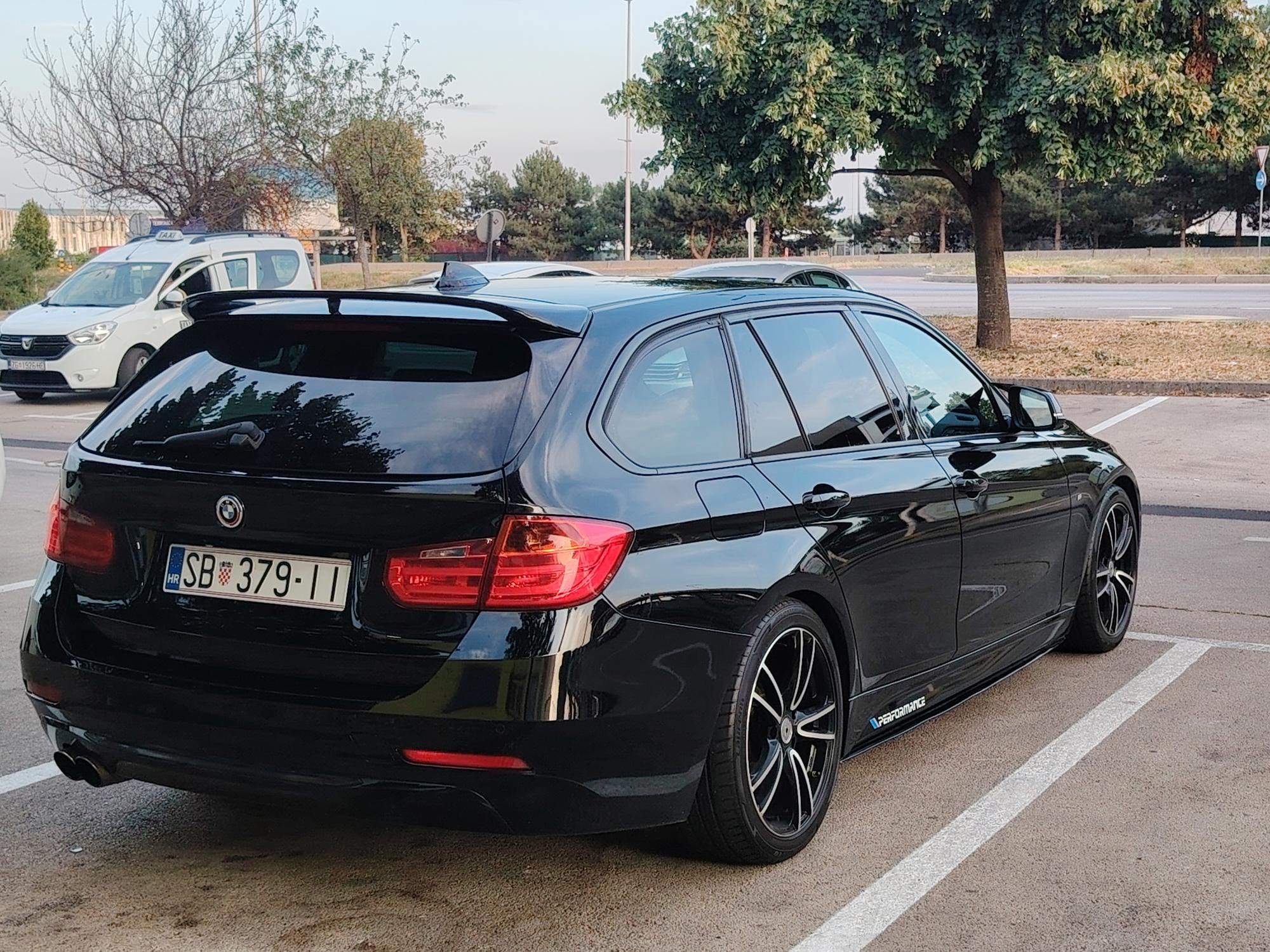 Bmw 318d, sport, odlican, pogled izvana - slika 2