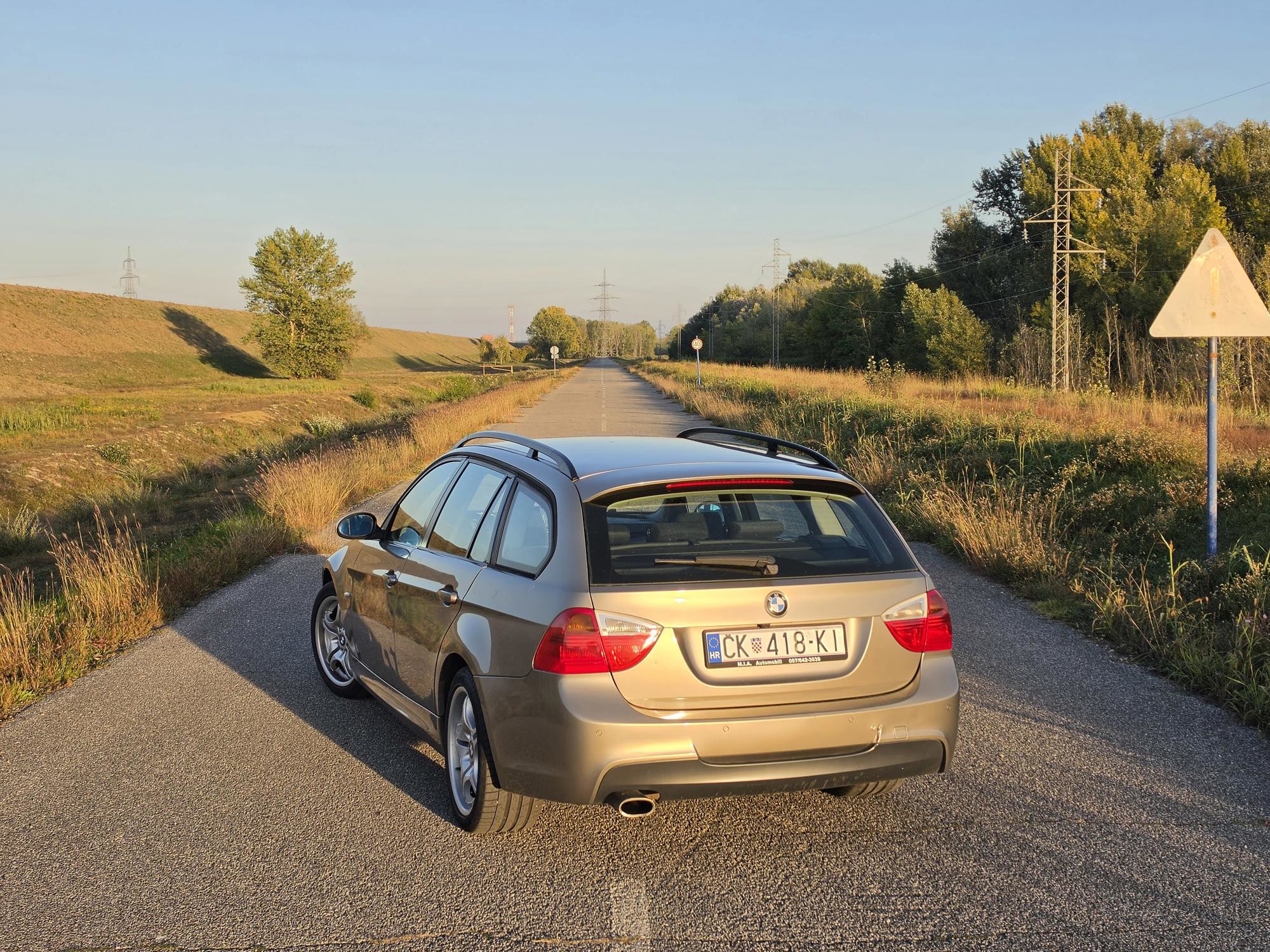BMW 318i e91 2008., fotografija 3