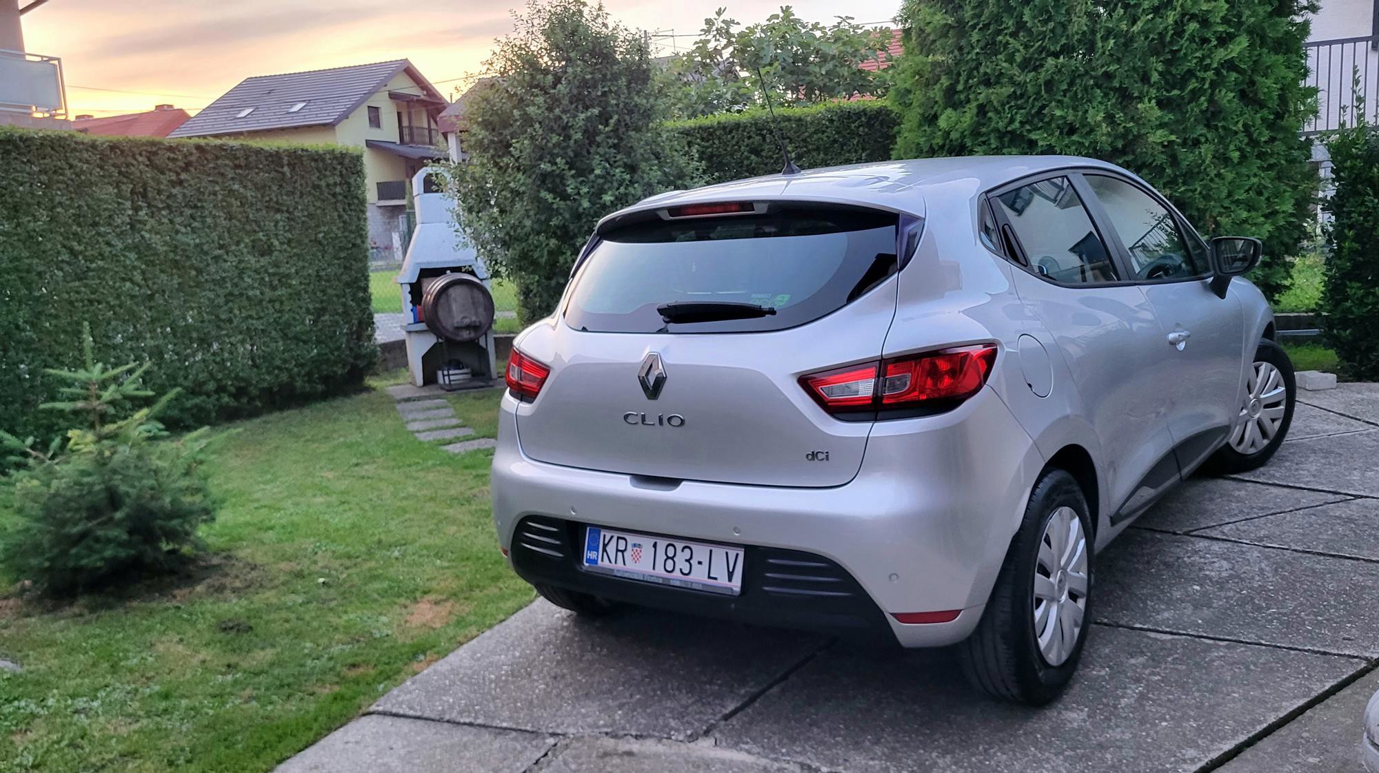 RENAULT CLIO 2017g..1.5 dci..REG 5/27..KLIMA..NAVI..PDC..EPS..MF VOLAN..LED DNEVNA..ODLIČAN..6999 €, fotografija 9