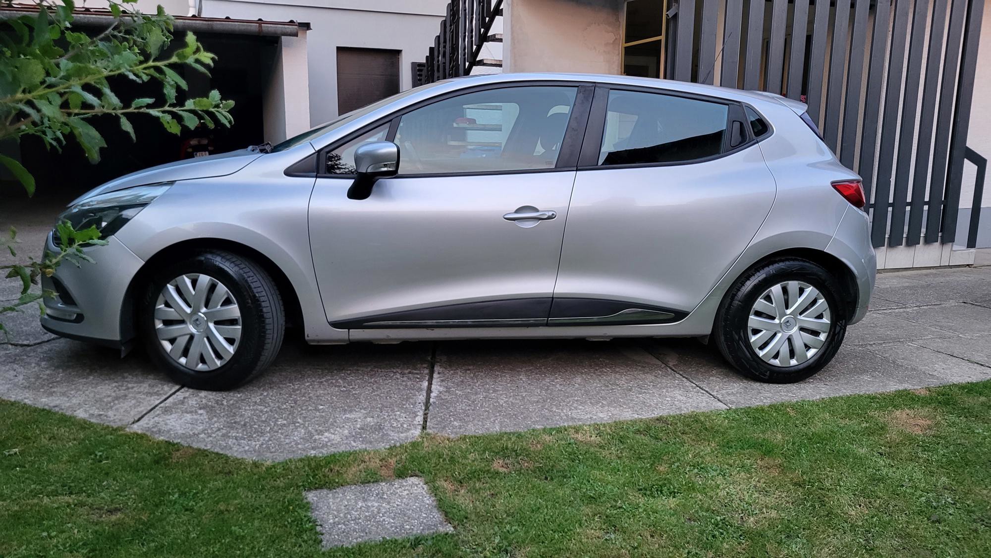 RENAULT CLIO 2017g..1.5 dci..REG 5/27..KLIMA..NAVI..PDC..EPS..MF VOLAN..LED DNEVNA..ODLIČAN..6999 €, fotografija 7