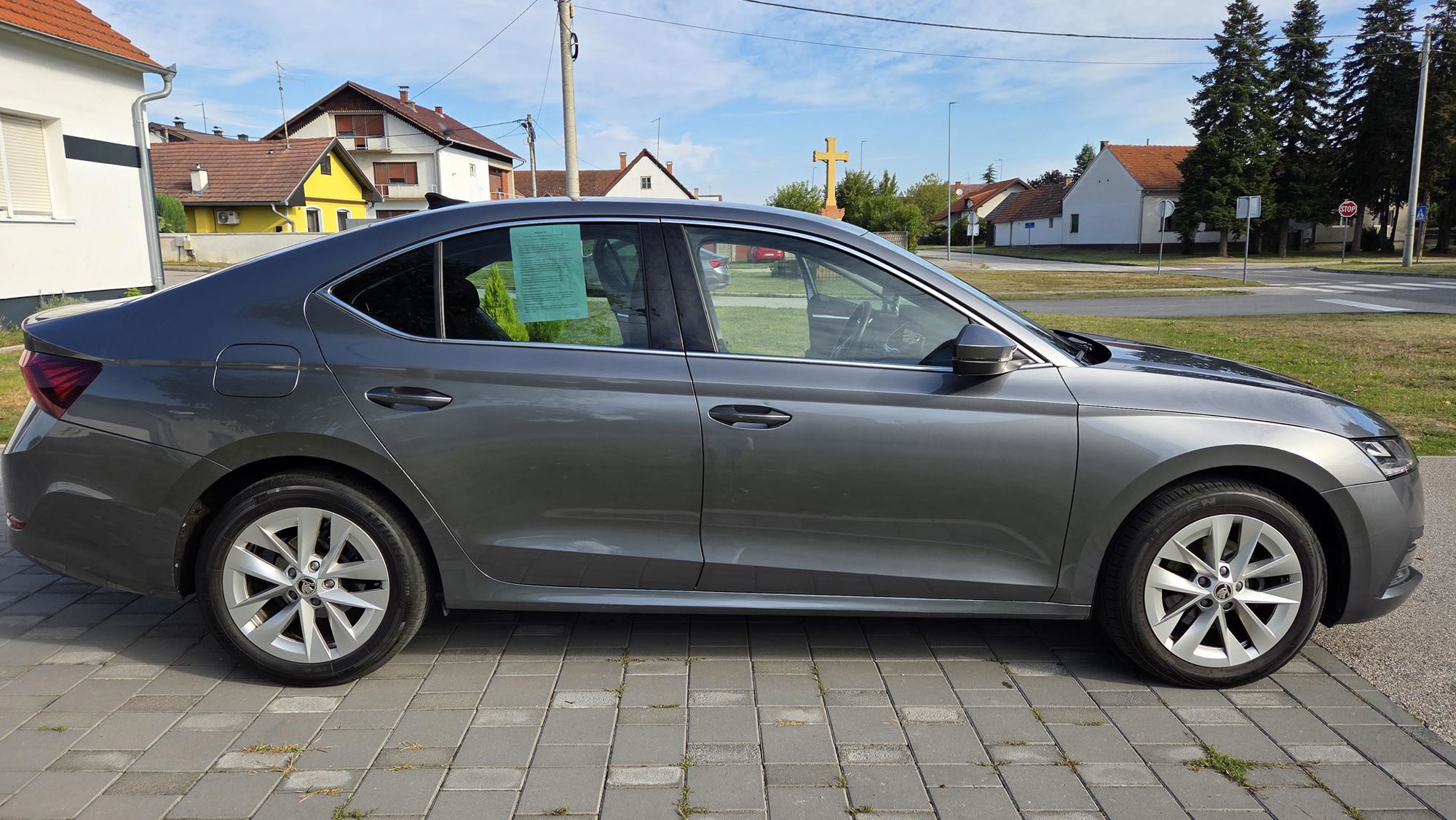 Škoda Octavia Style 2,0 TDI-RIJEŠAVANJE LIZINGA, fotografija 4