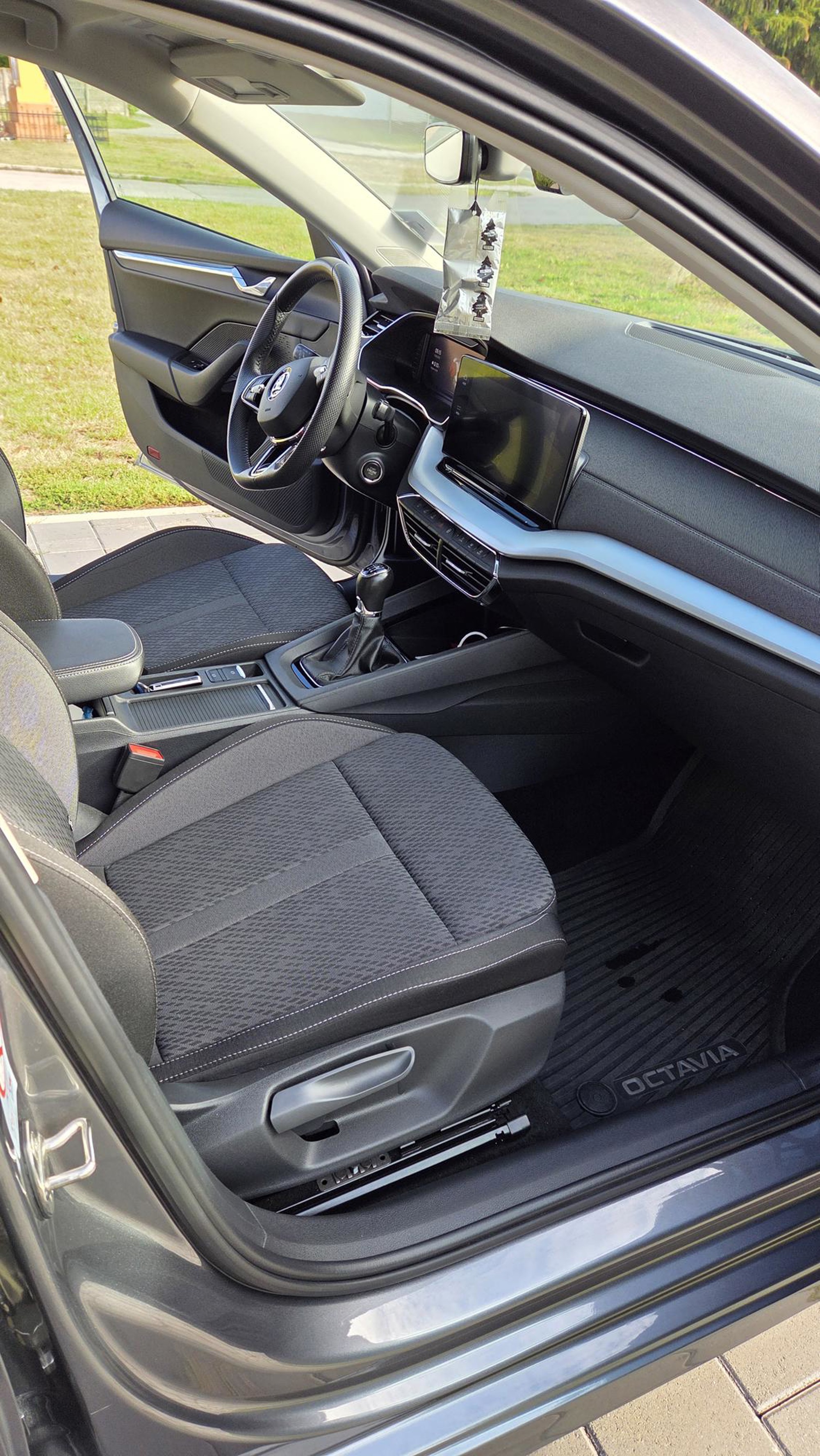 Škoda Octavia Style 2,0 TDI-RIJEŠAVANJE LIZINGA, fotografija 3