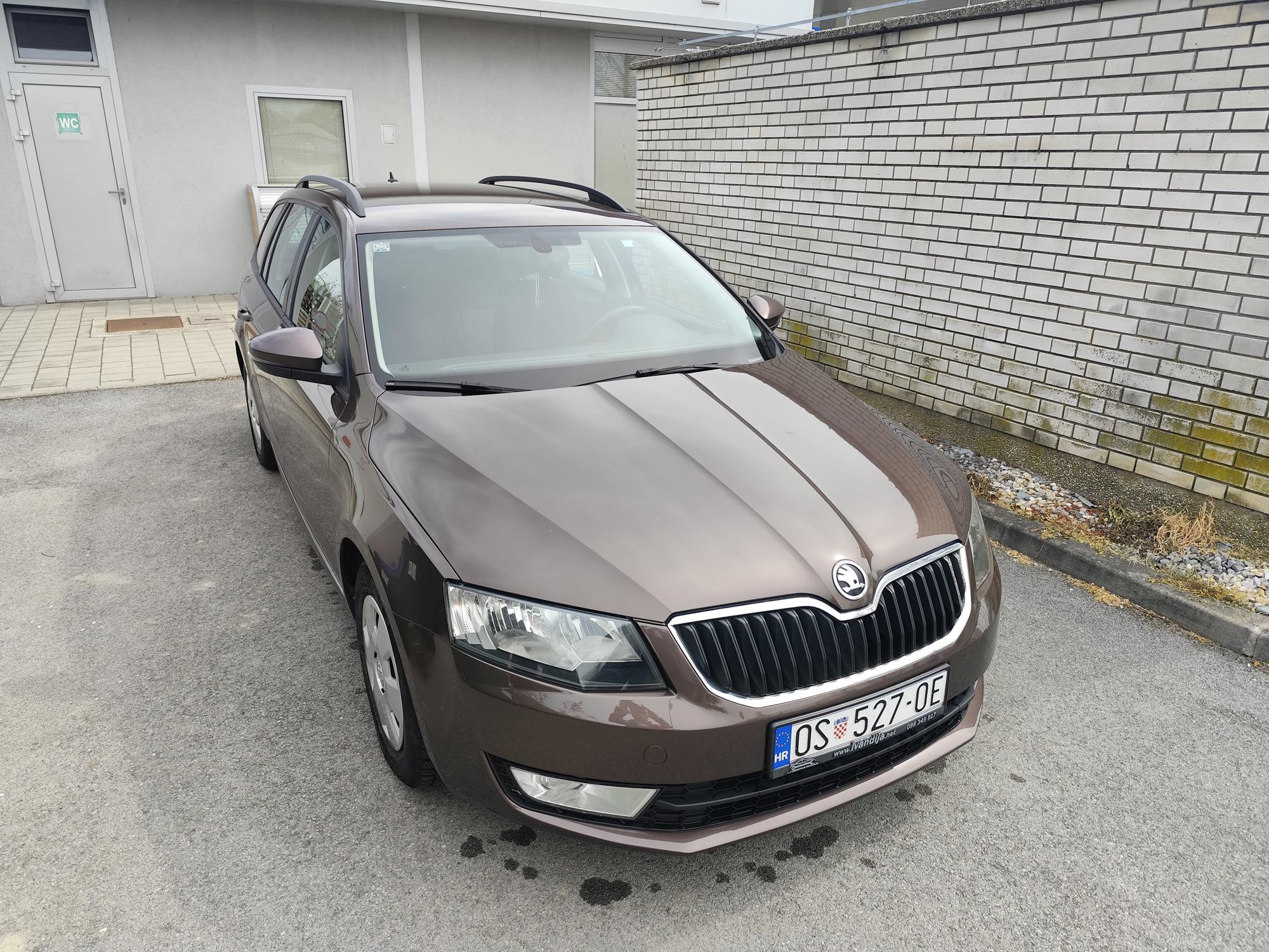 Škoda Octavia 2016. god, karavan, drugi vlasnik, servisna knjiga, fotografija 7