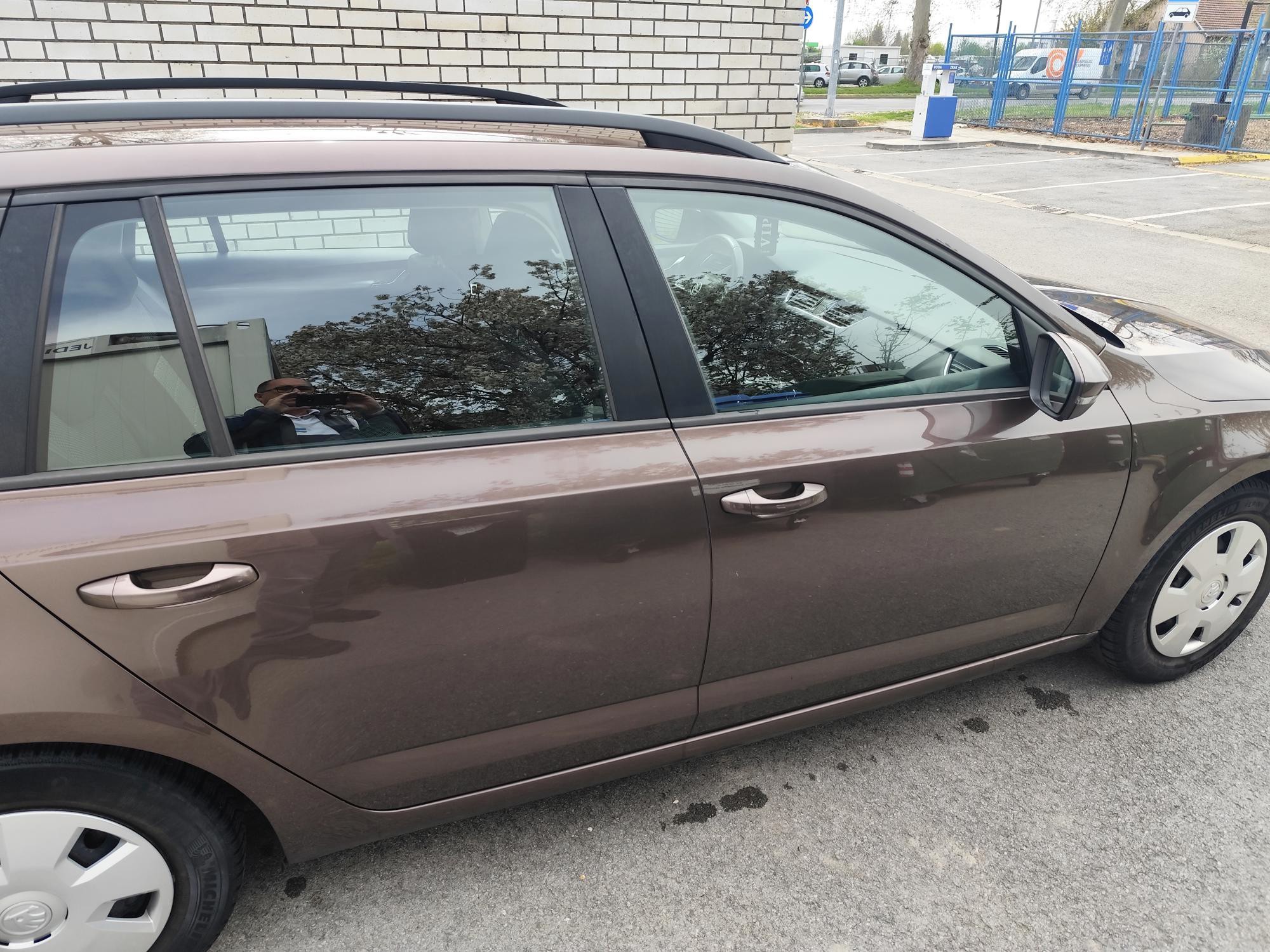 Škoda Octavia 2016. god, karavan, drugi vlasnik, servisna knjiga, fotografija 10