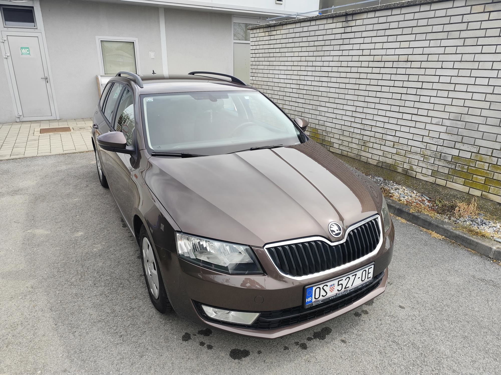Škoda Octavia 2016. god, karavan, drugi vlasnik, servisna knjiga, fotografija 6