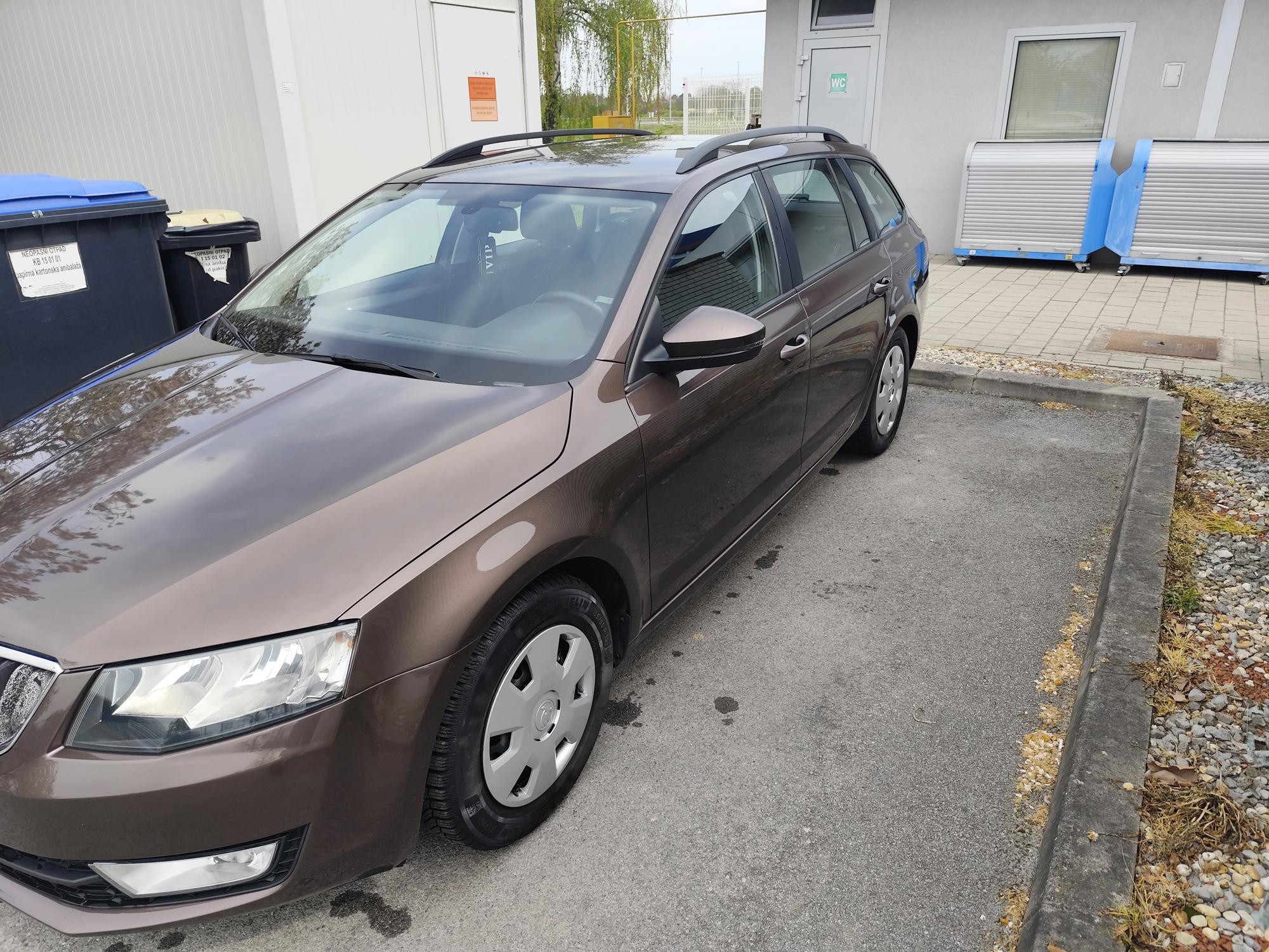 Škoda Octavia 2016. god, karavan, drugi vlasnik, servisna knjiga, fotografija 11
