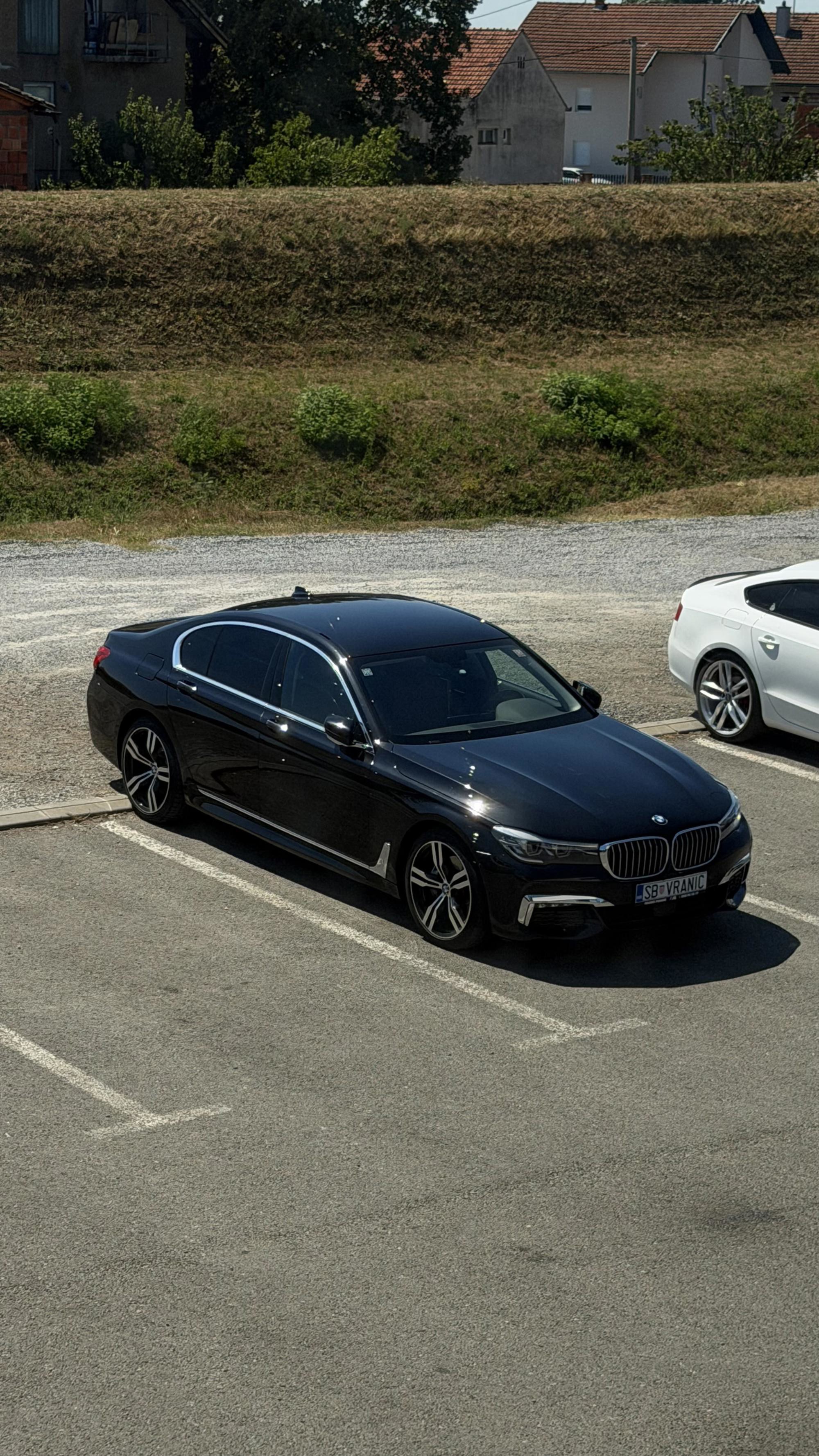 BMW G11 730d, pogled izvana - slika 1
