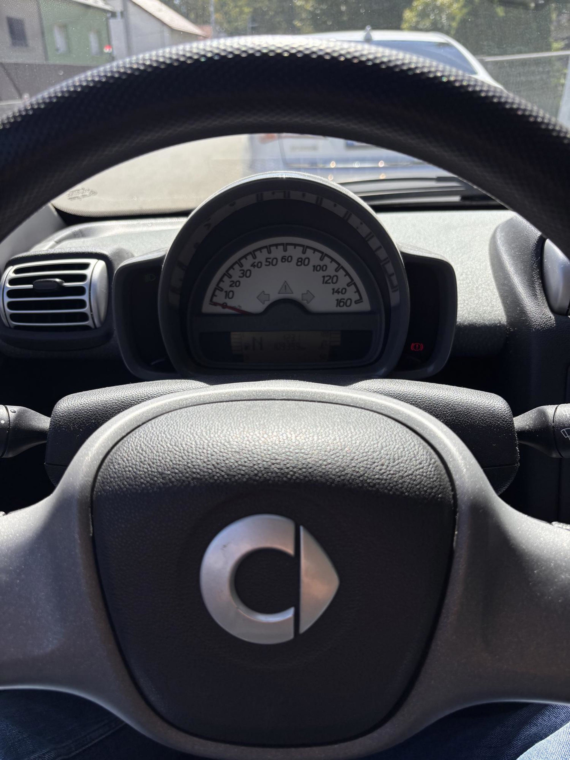 Smart 451 1.0 MHD 52kw Automatik, pogled izvana - slika 4