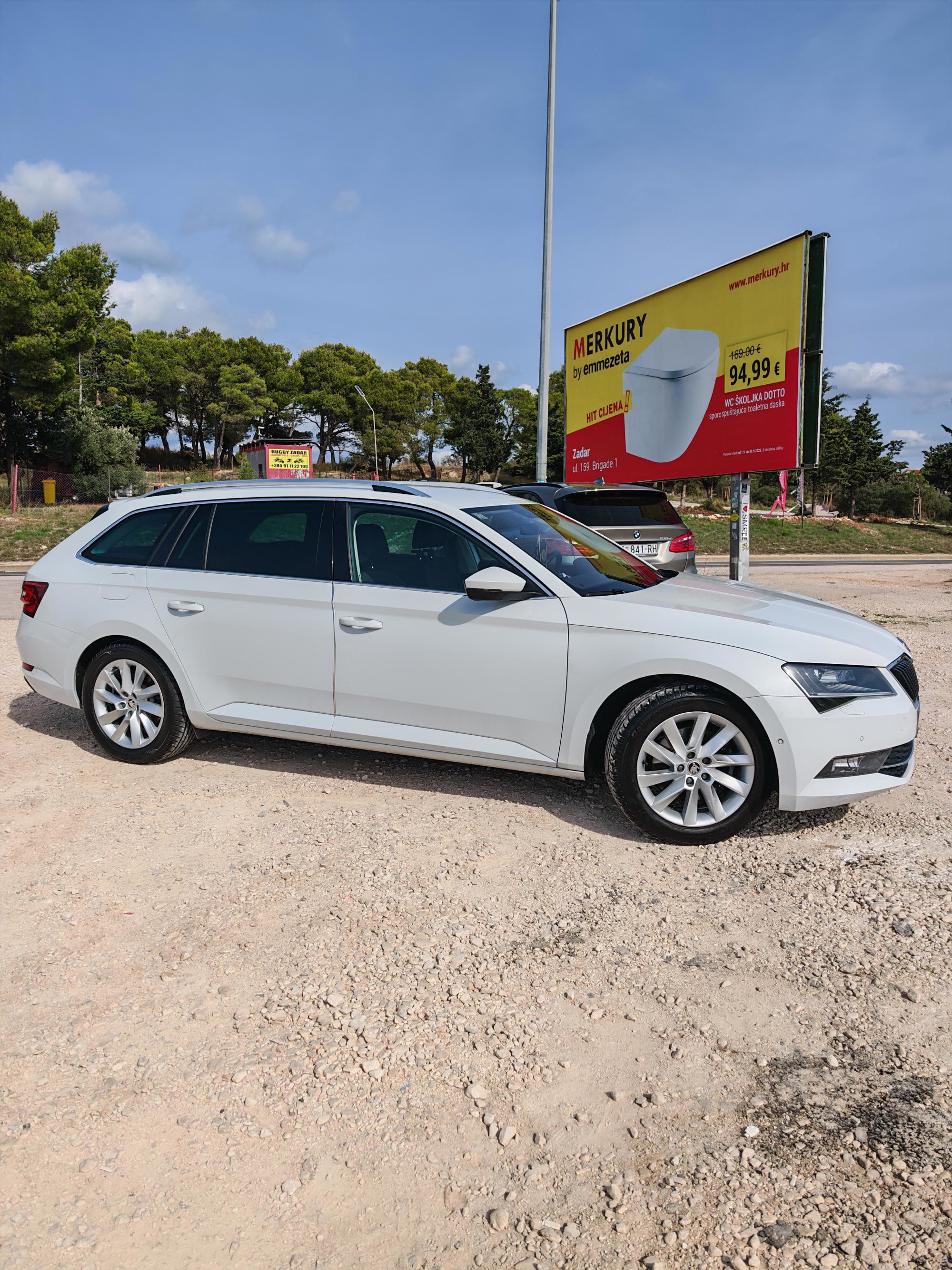 ŠKODA SUPERB 2.0, fotografija 3