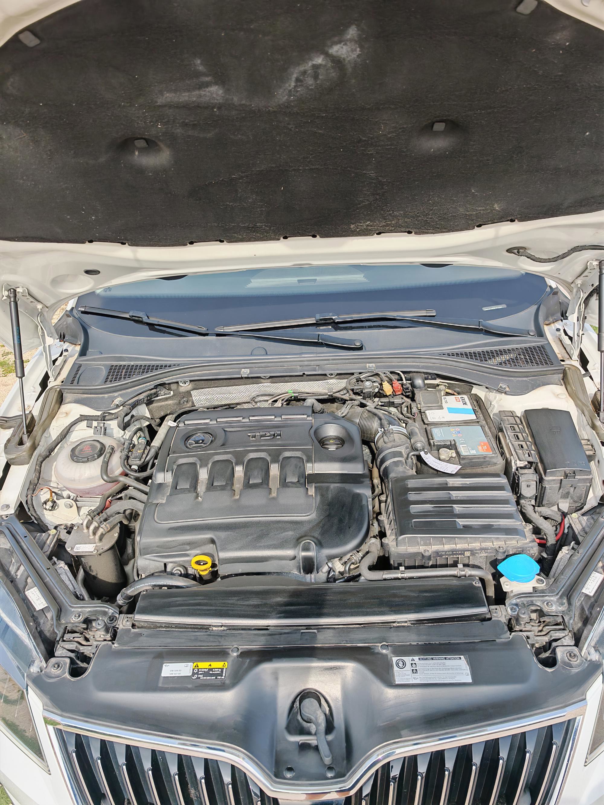 ŠKODA SUPERB 2.0, fotografija 4