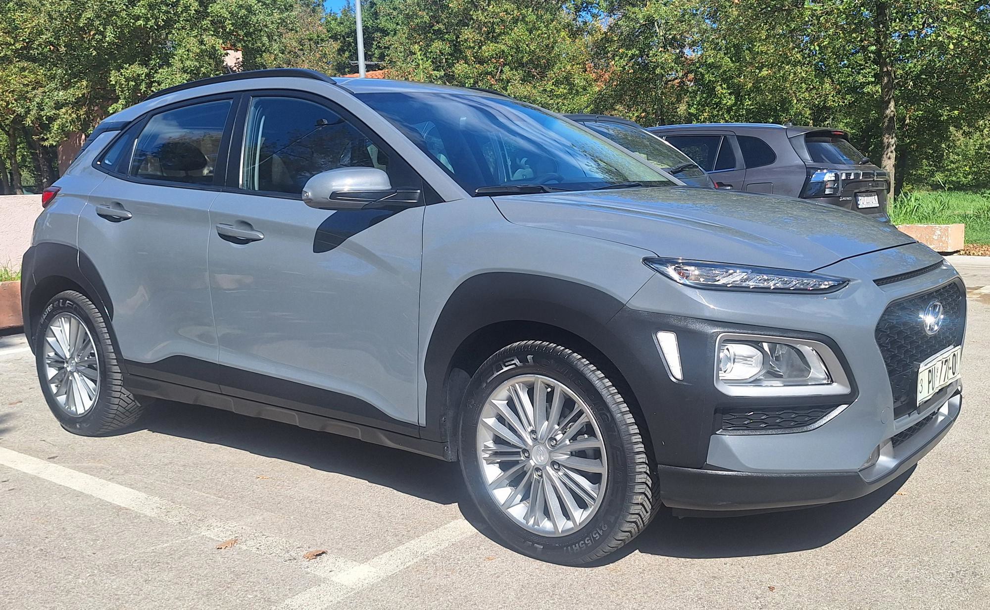 Hyundai Kona 1.0 TGDI 120ks kupljena 31.10.2019.godine 125tkm povoljno, fotografija 4