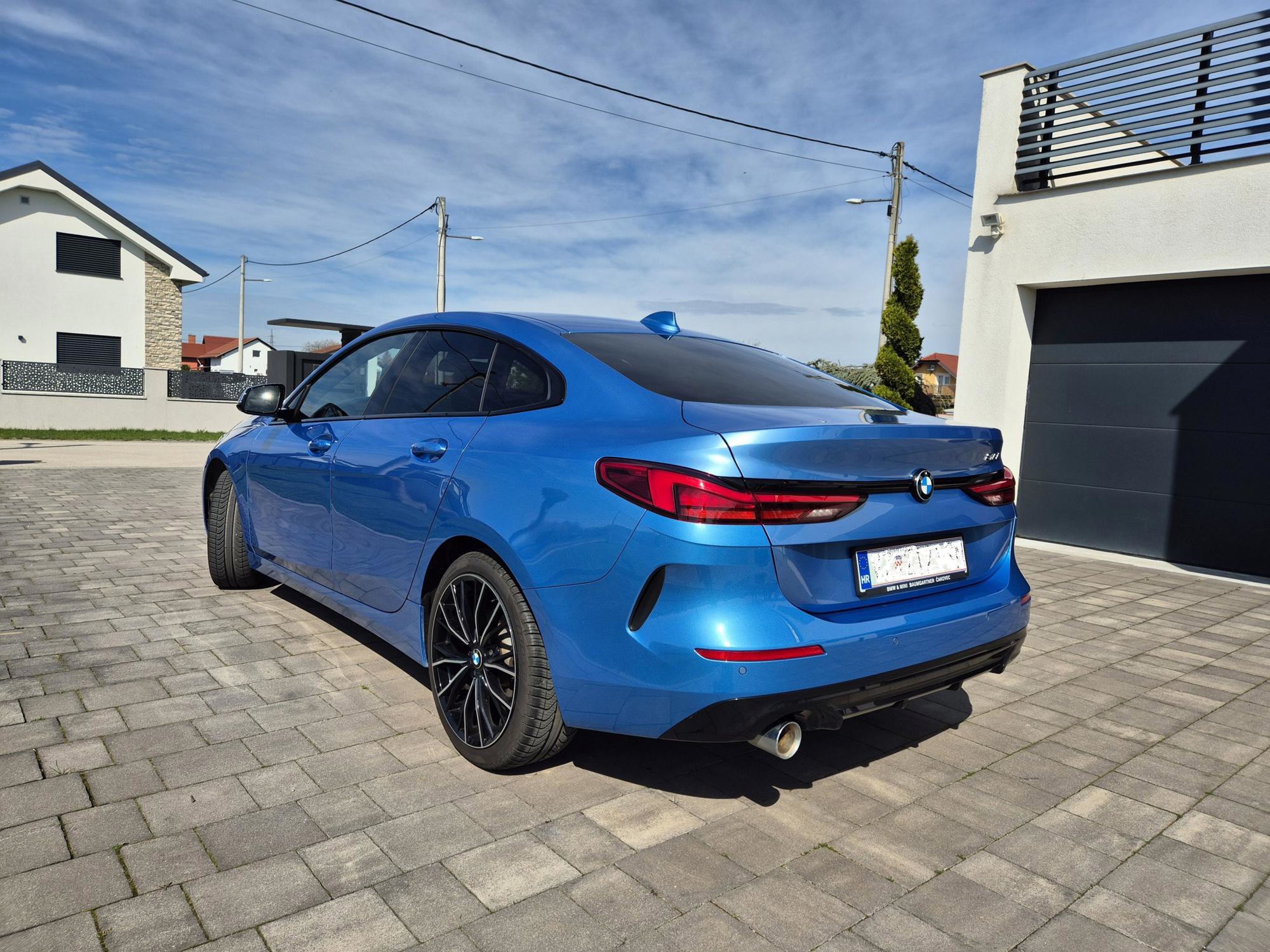 BMW 218i Gran Coupe Sportline, fotografija 3