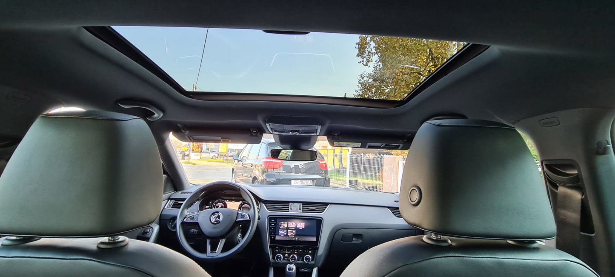 Škoda Octavia 1.6 TDI-FULL BUSINES OPREMA,Panorama,Virtualni cockpit,Navigacija,Kamera, fotografija 5
