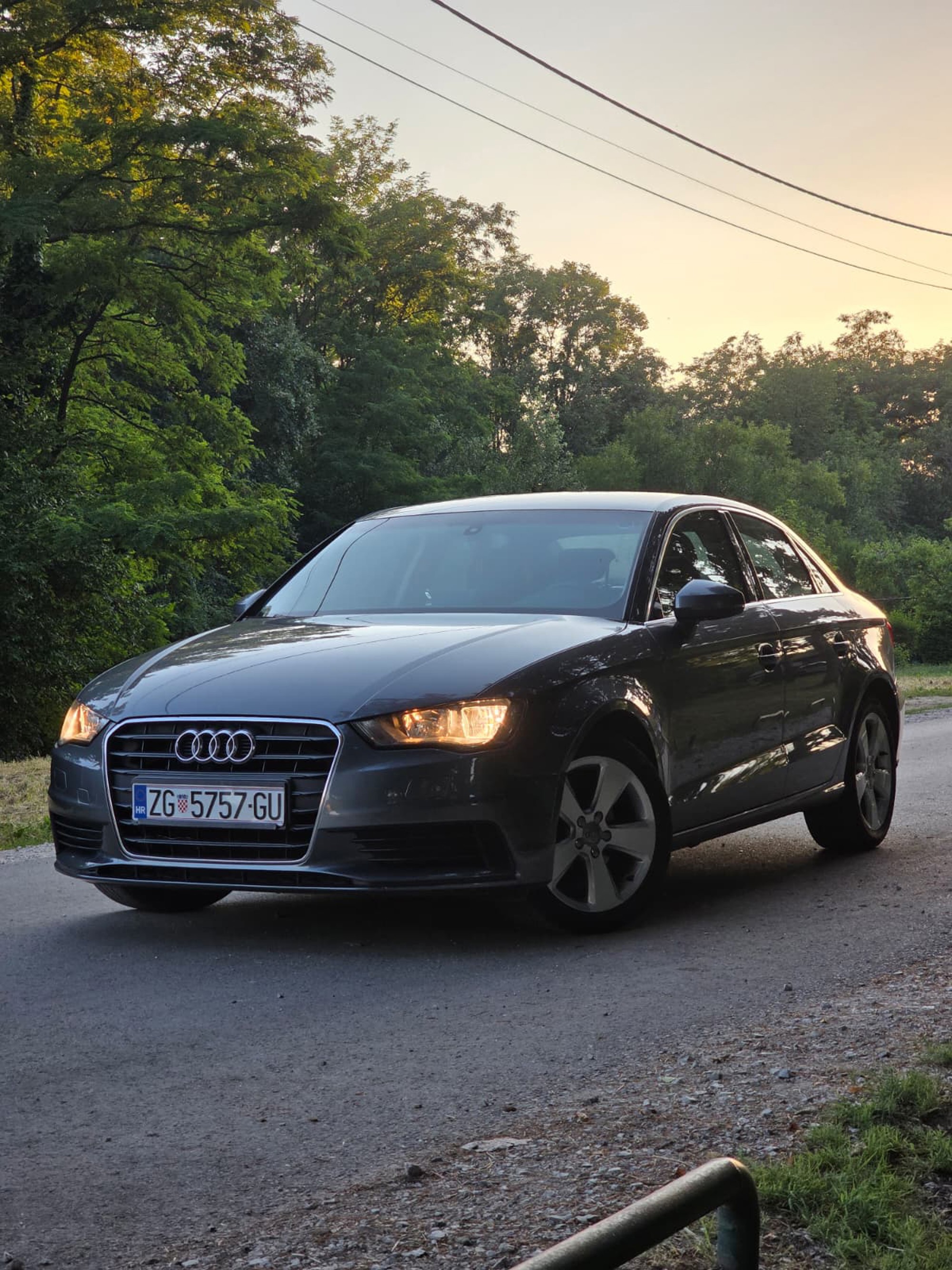 AUDI A3 1.6 LIMUZINA, fotografija 3