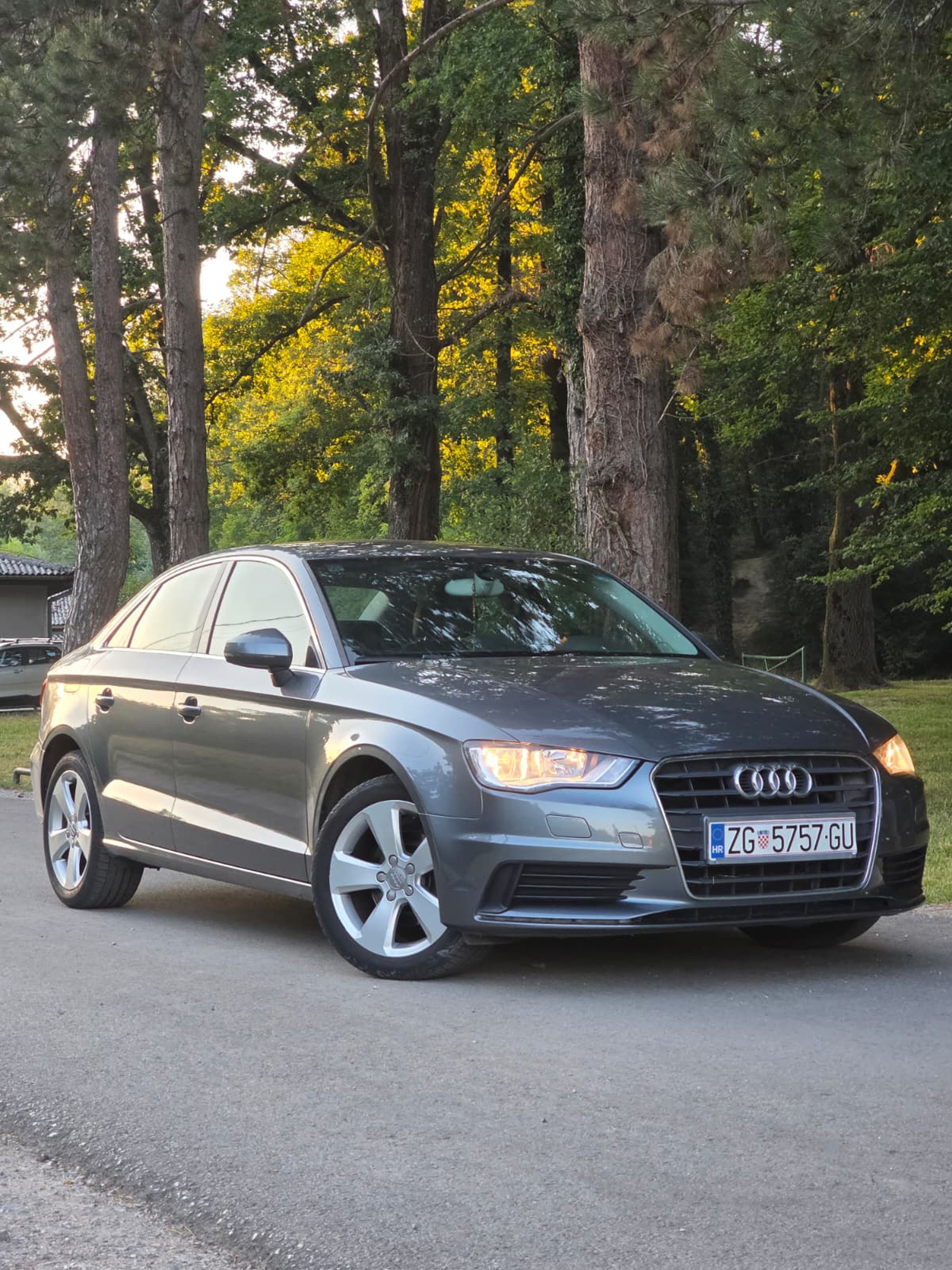 AUDI A3 1.6 LIMUZINA, fotografija 2
