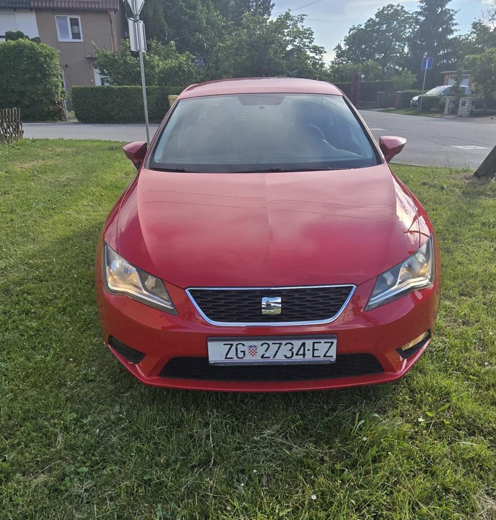 Prodajem Seat Leon, 1,6 TDI , 2013., Registriran do 05/2027., 231 000 km, Diesel, fotografija 2