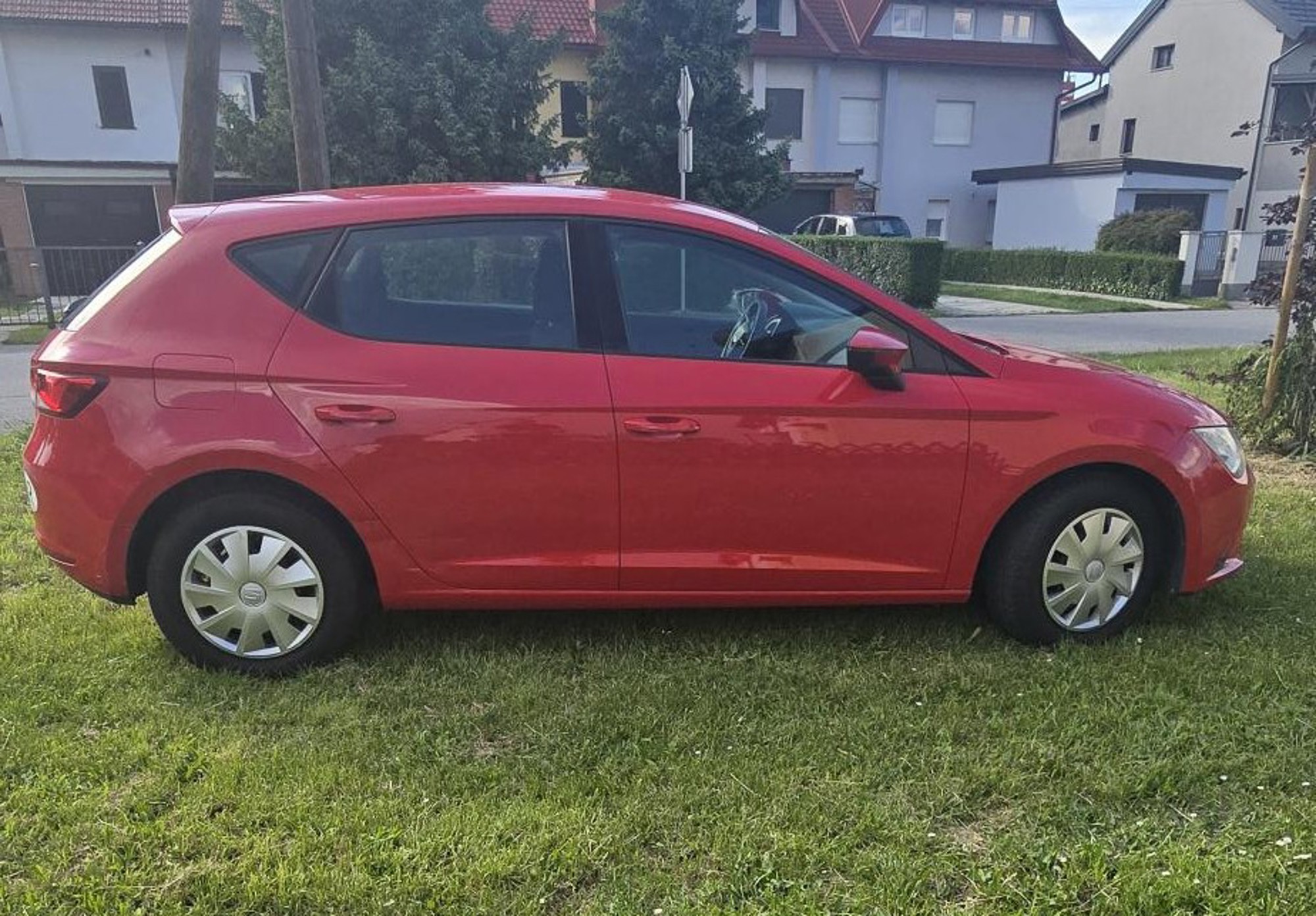 Prodajem Seat Leon, 1,6 TDI , 2013., Registriran do 05/2027., 231 000 km, Diesel, fotografija 3