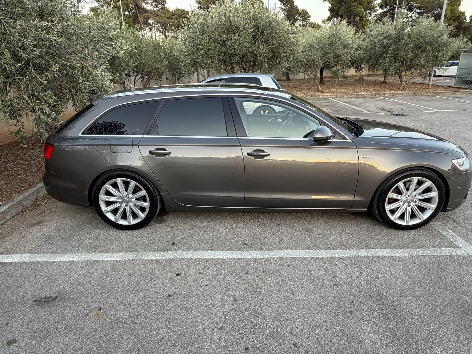 Audi A6 Avant 3.0 TDI, fotografija 4