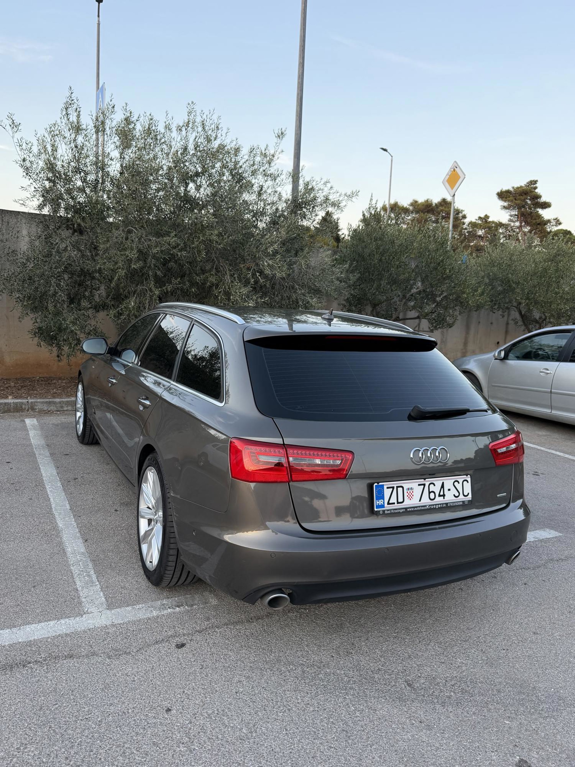 Audi A6 Avant 3.0 TDI, fotografija 2