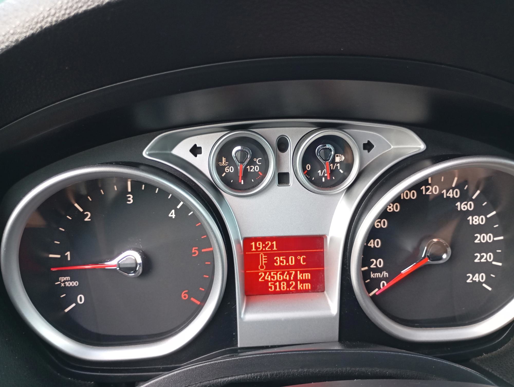 Ford C-Max 1.6 tdci, registriran do 04/2027, fotografija 3