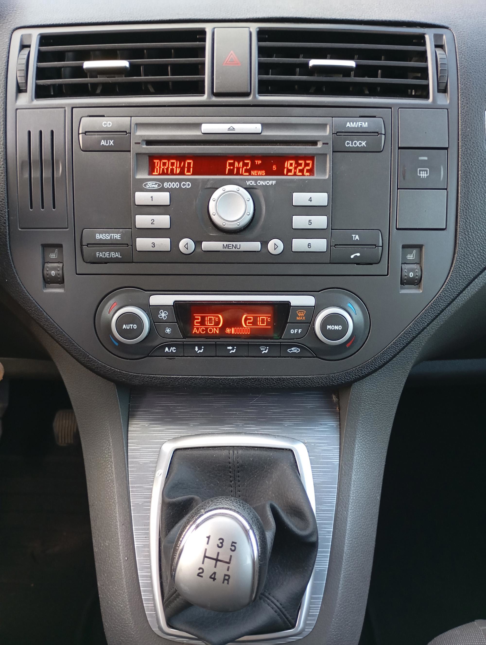 Ford C-Max 1.6 tdci, registriran do 04/2027, fotografija 4
