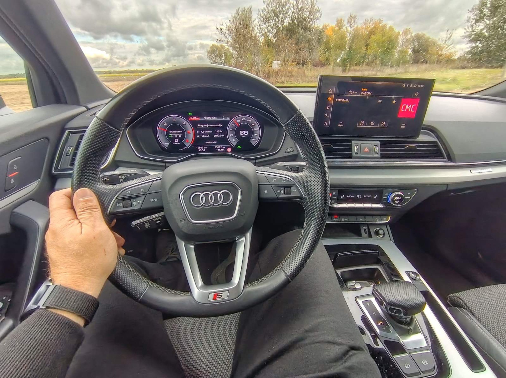 🚘 PRODAJE SE AUDI Q5 SPORTBACK 40 TDI QUATTRO – 3 X S LINE – 204 KS – 2023. GODIŠTE, fotografija 13