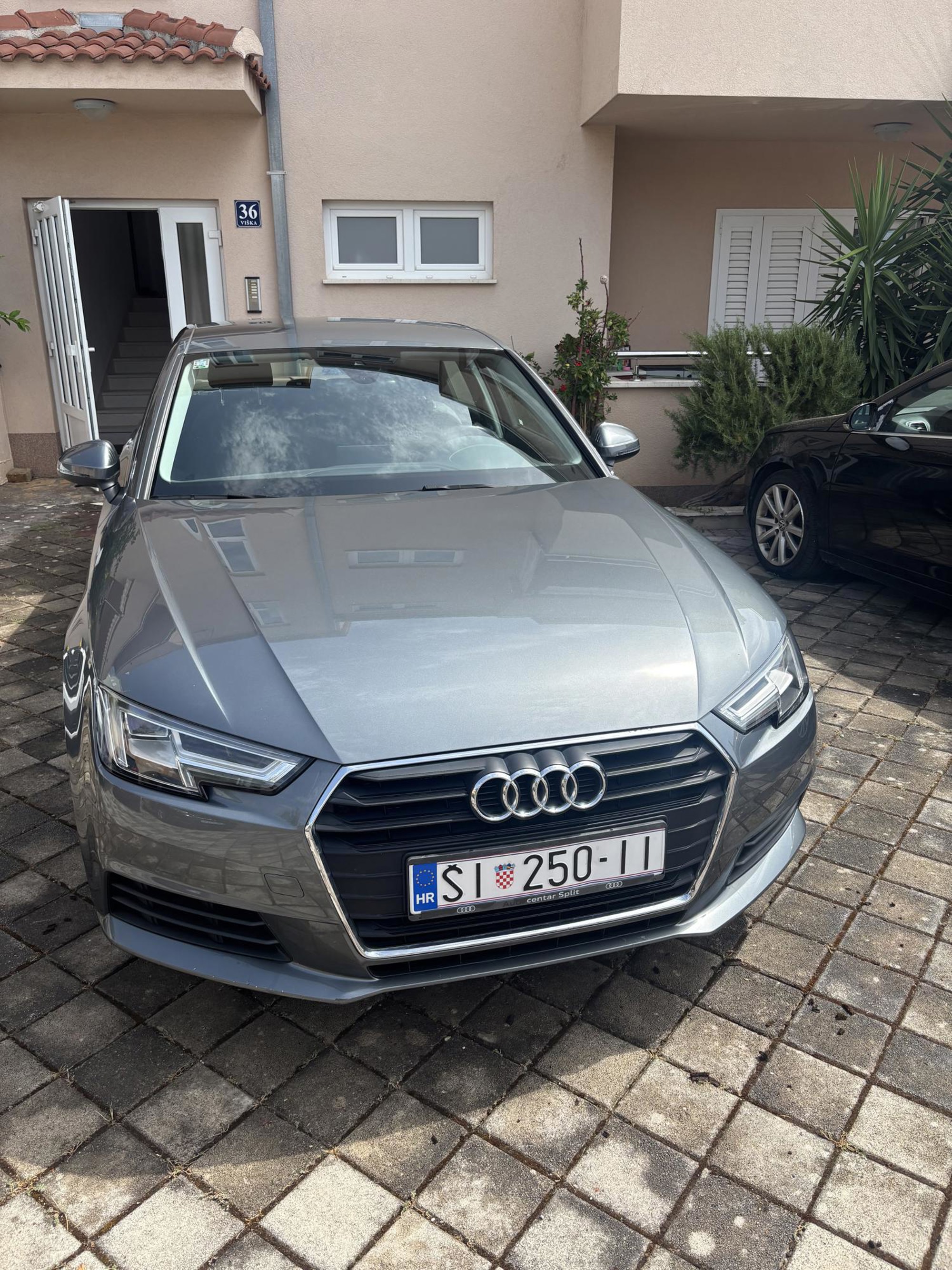Audi A4 2016.god 135000 km registriran 08/27 kupljen u Hrvatskoj, fotografija 4