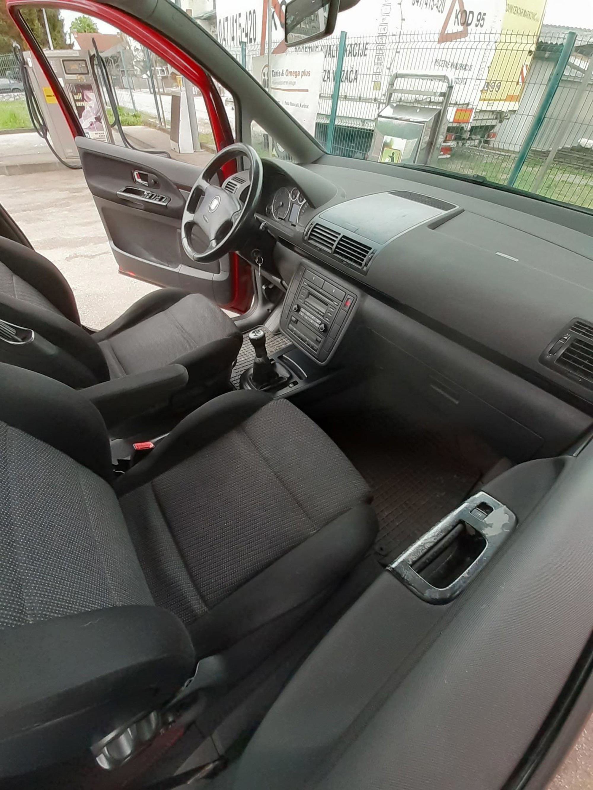 seat alhambra 7 sjedala, fotografija 1