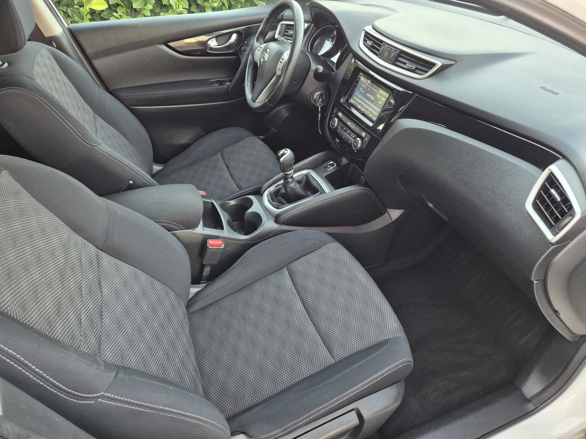 NISSAN QASHQAI - 1.5 DCI - ACENTA - 2015g - NOVI MODEL - SERVISNA KNJIGA - NIJE UVOZ -, fotografija 14