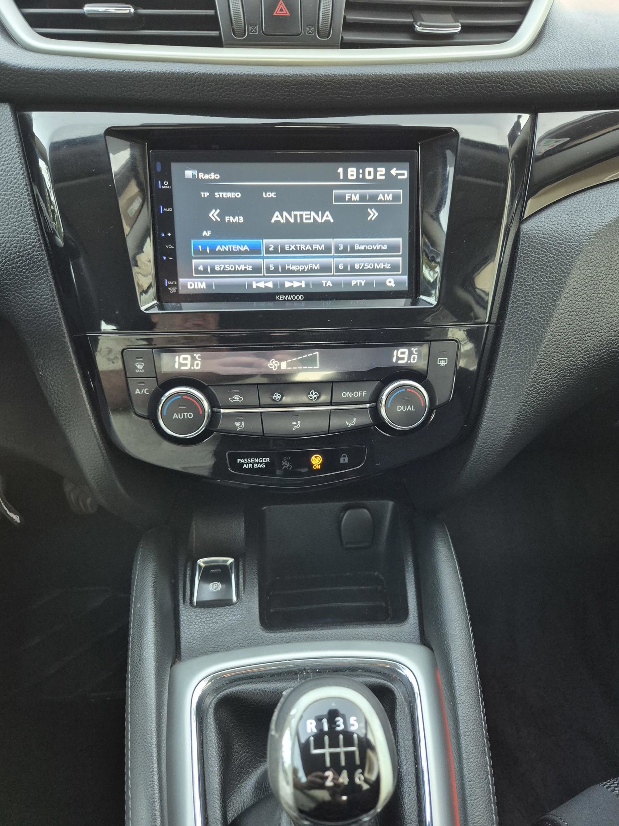 NISSAN QASHQAI - 1.5 DCI - ACENTA - 2015g - NOVI MODEL - SERVISNA KNJIGA - NIJE UVOZ -, fotografija 11