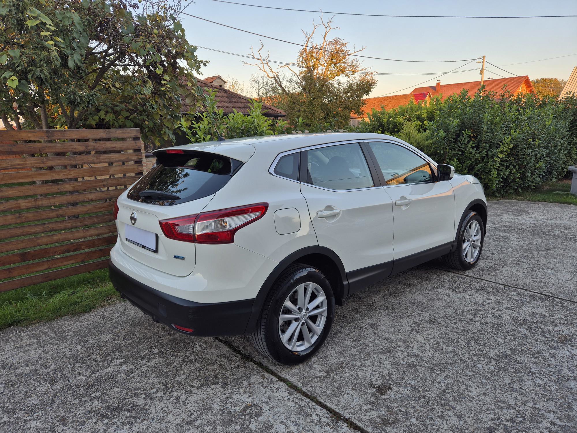 NISSAN QASHQAI - 1.5 DCI - ACENTA - 2015g - NOVI MODEL - SERVISNA KNJIGA - NIJE UVOZ -, fotografija 10