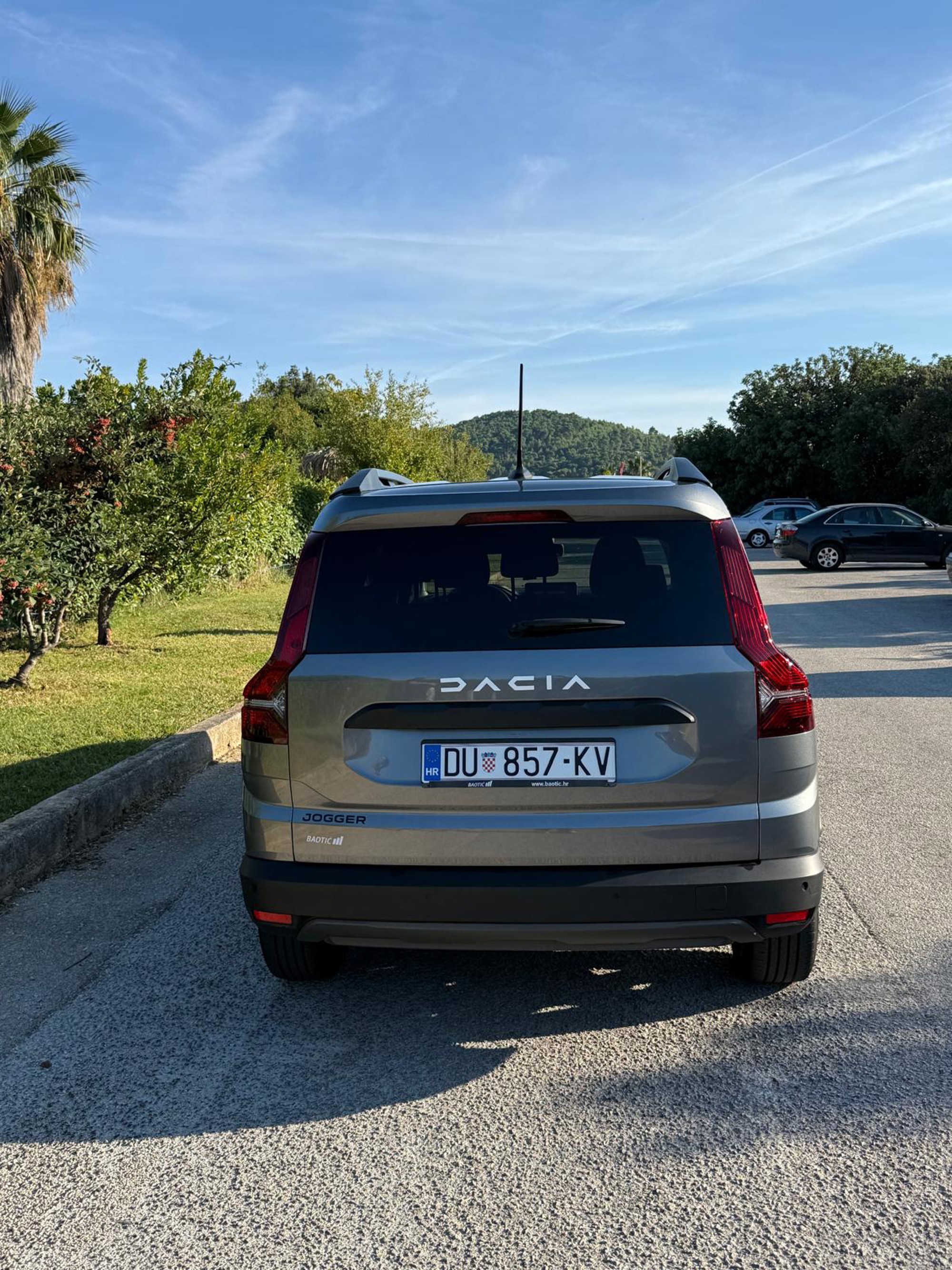 DACIA JOGGER 1.0tce 2024 Expession oprema, 7 sjedala, reg 02/27, fotografija 4
