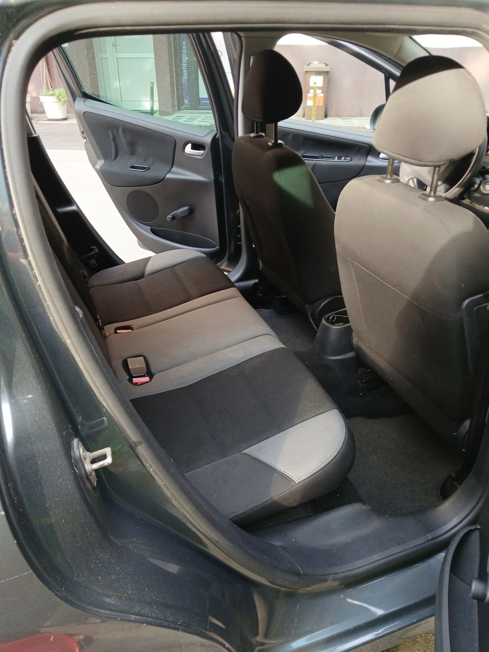 Peugeot 207 1.4, fotografija 2